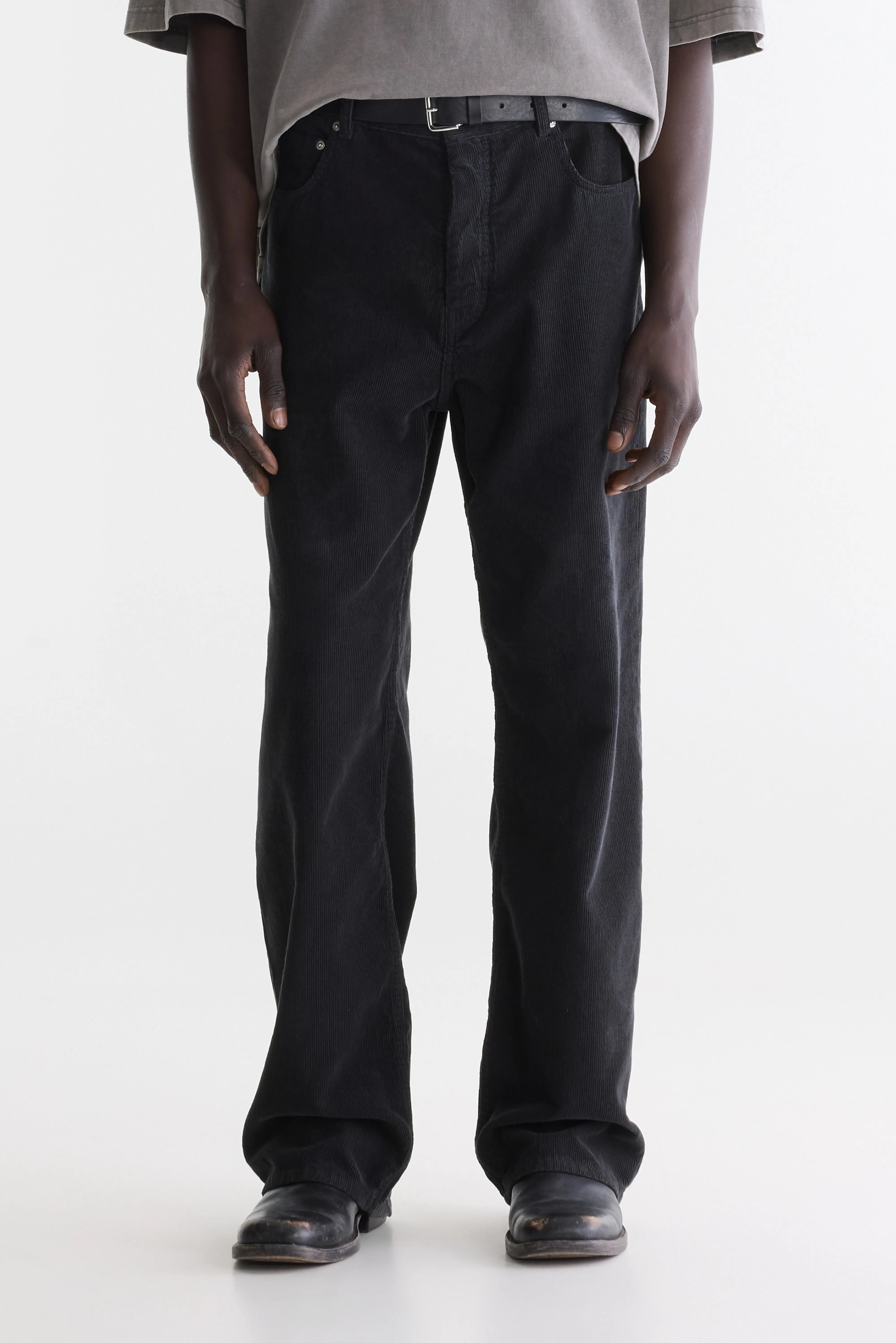 Point relaxed trousers (262 / M / BLACK BLUE)