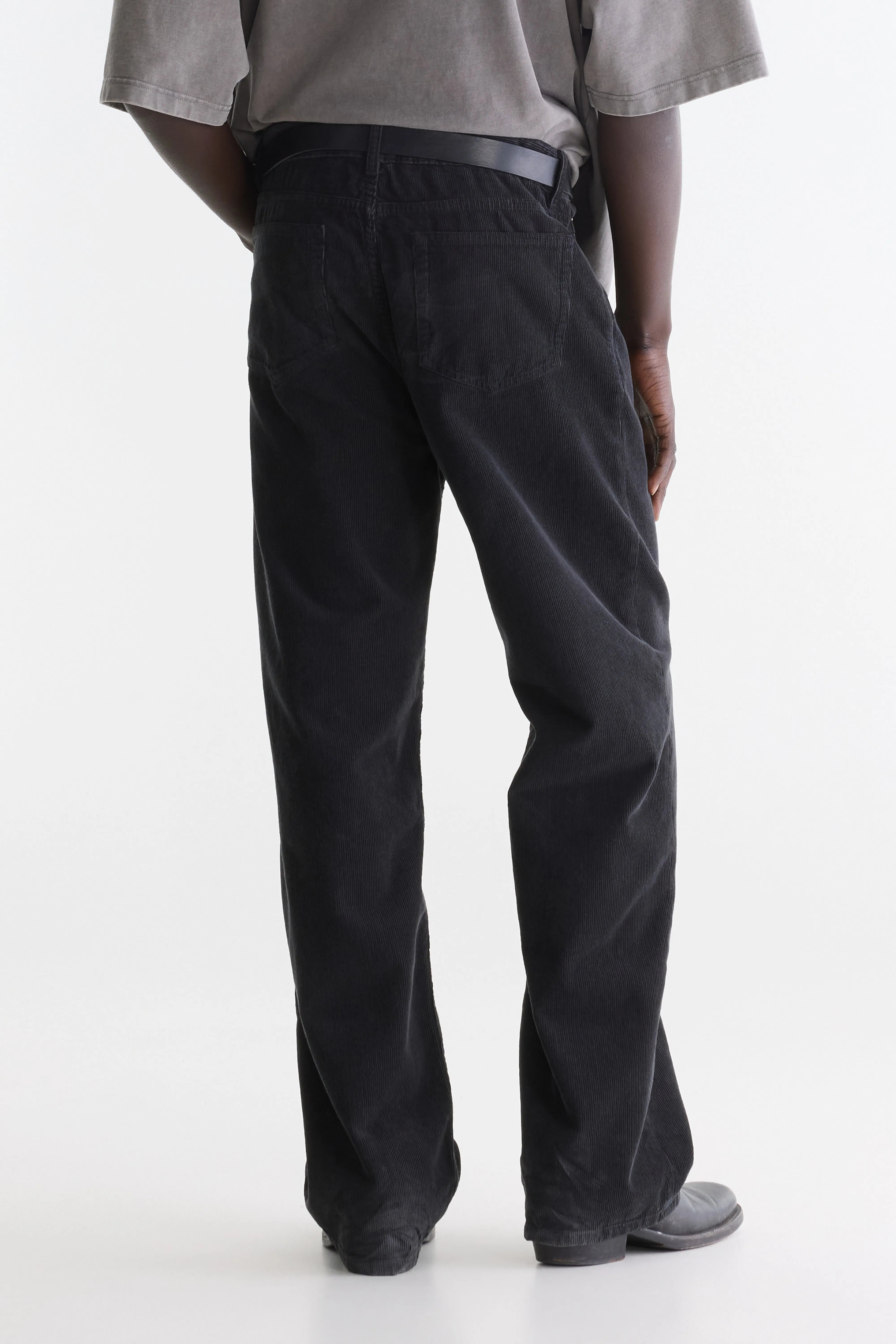 Point relaxed trousers (262 / M / BLACK BLUE)