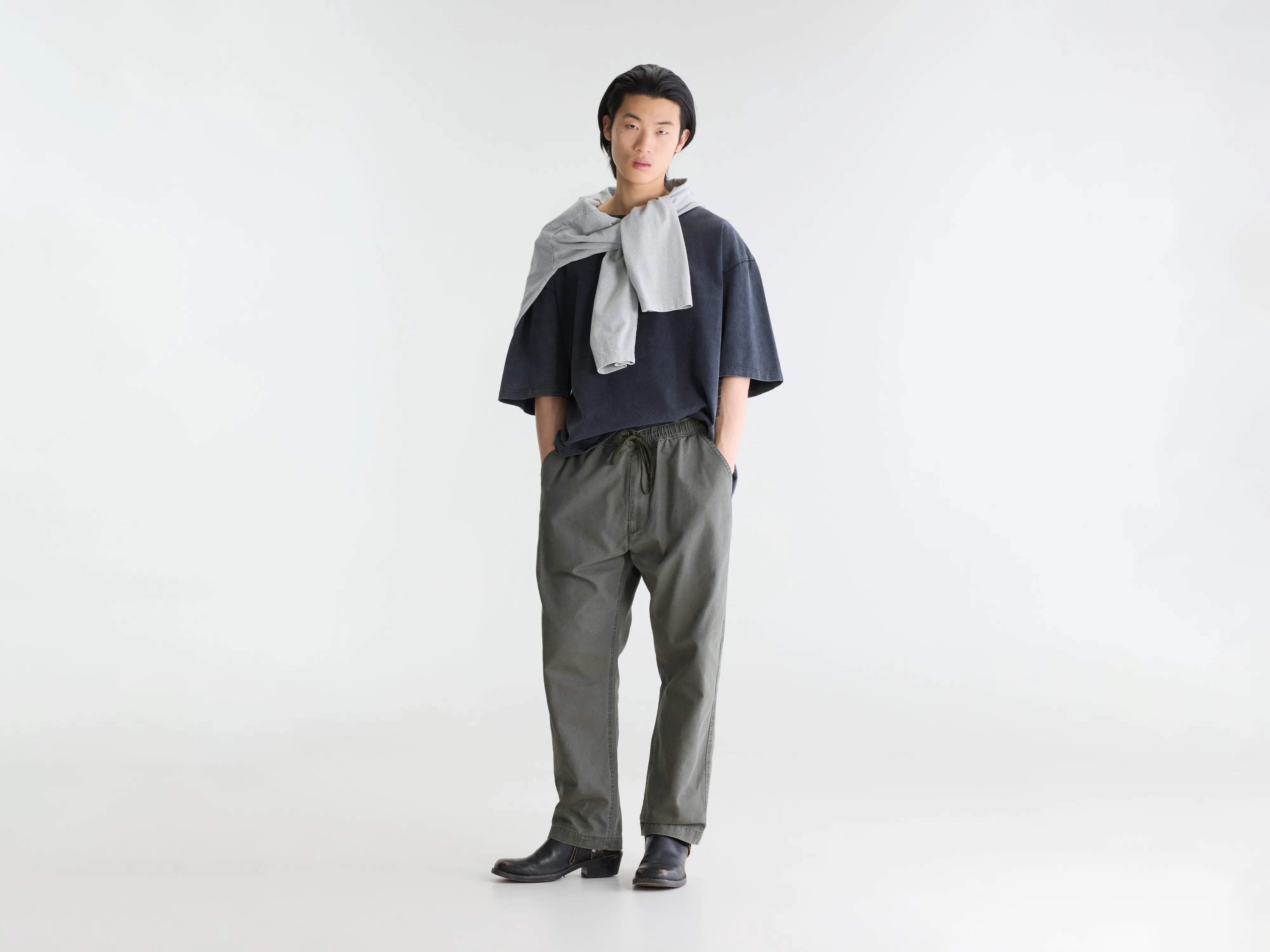 Julius relaxed trousers (262 / M / THYME)