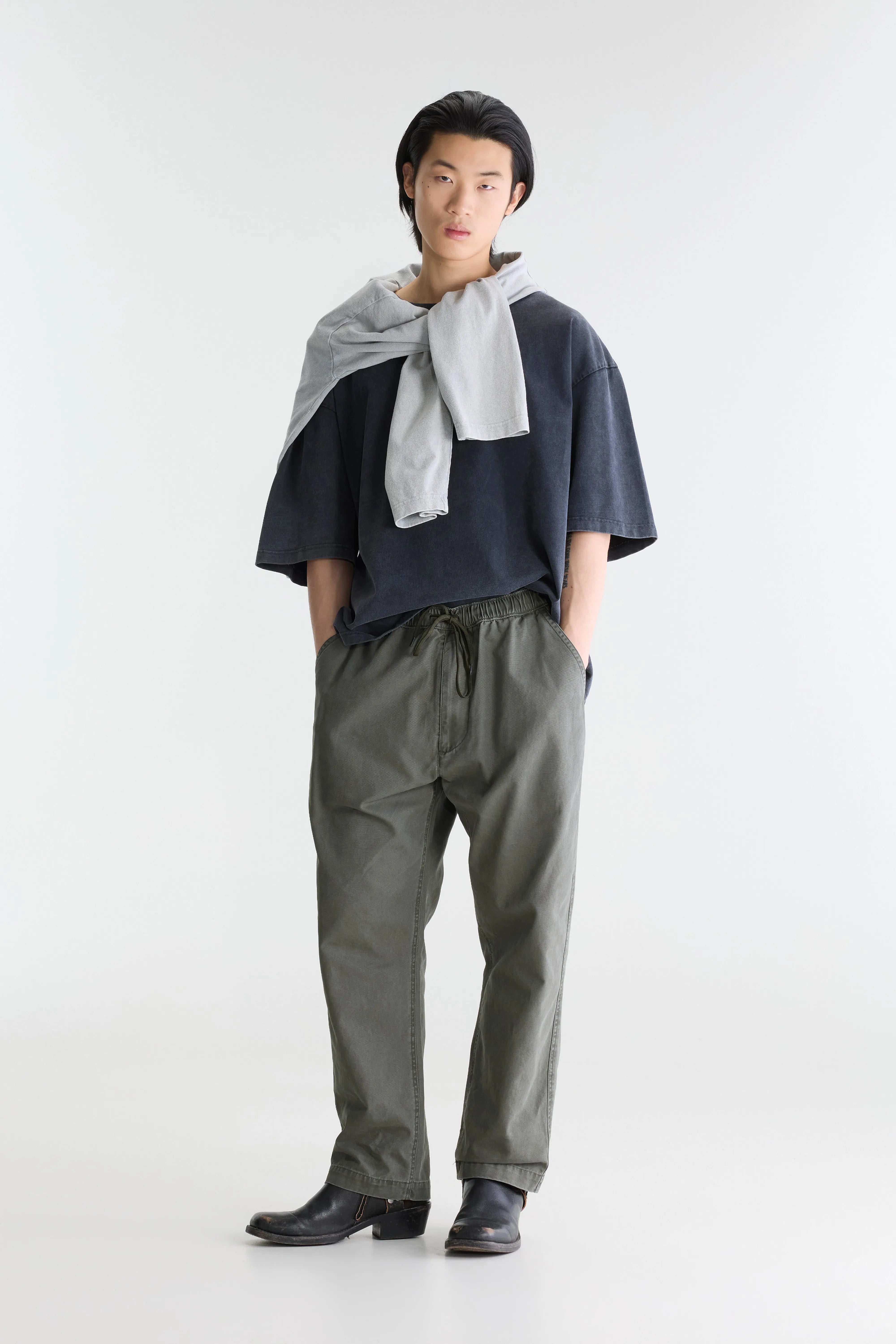 Julius relaxed trousers (262 / M / THYME)