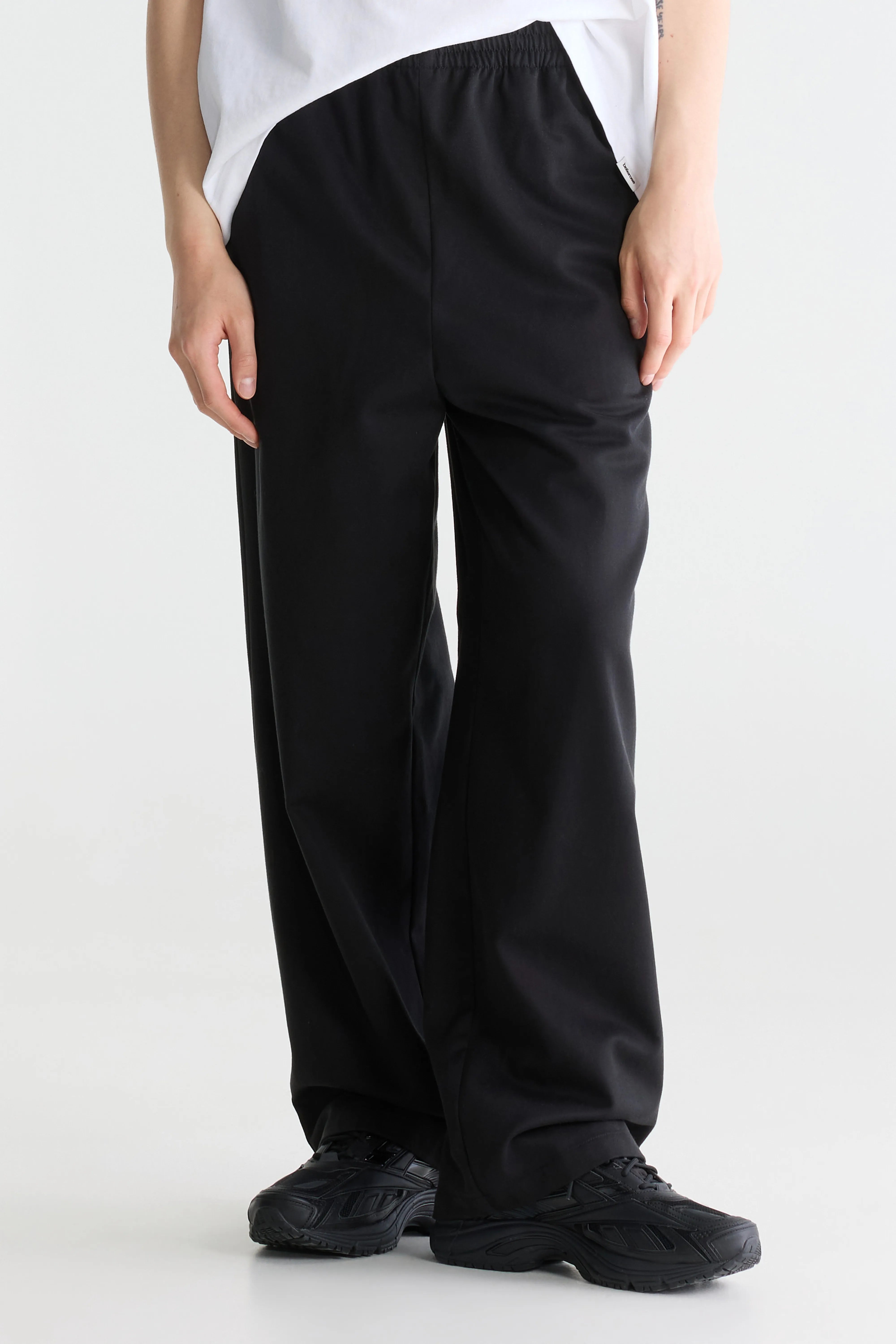 Joie relaxed trousers (262 / M / OFF BLACK)