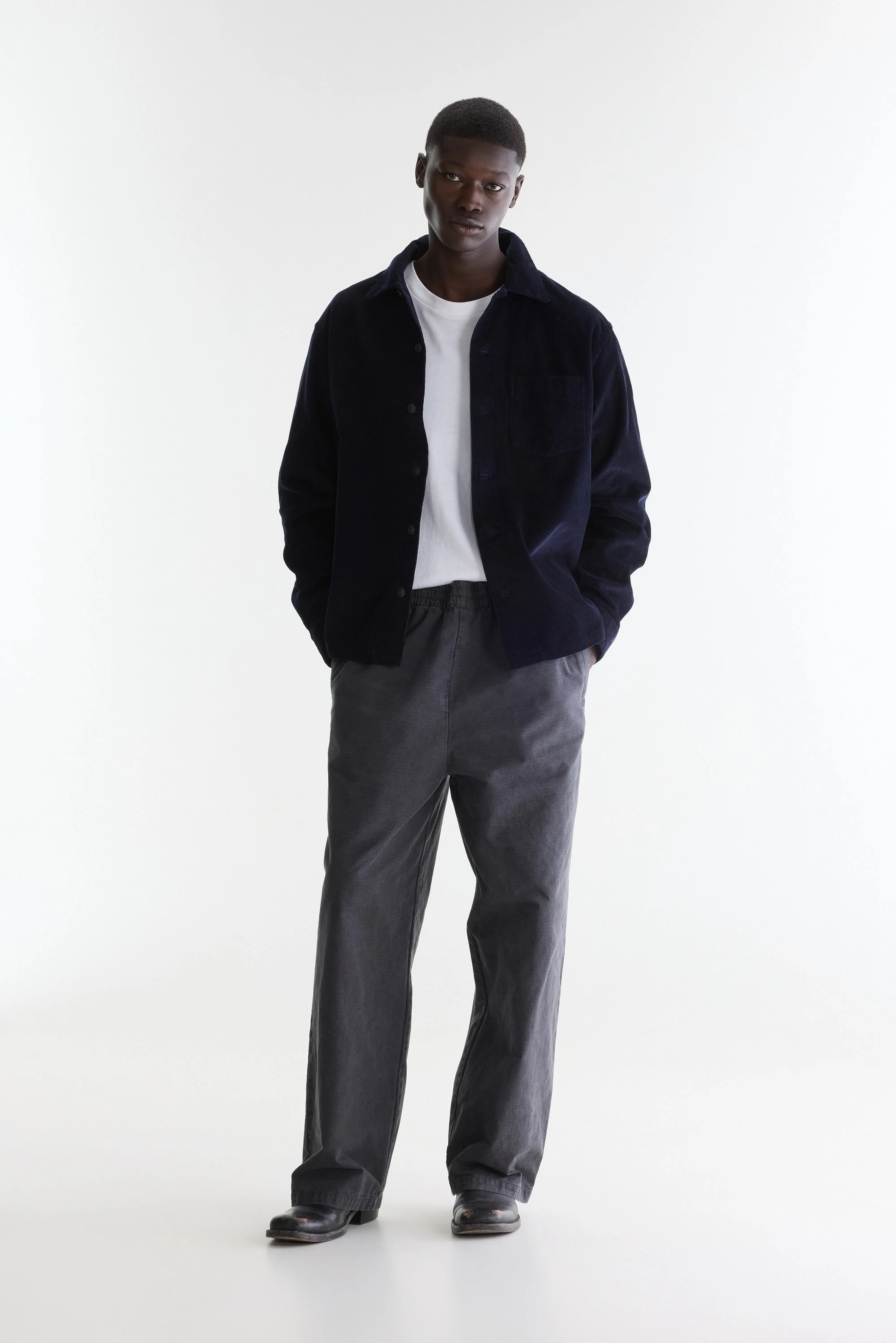 Joie relaxed trousers (262 / M / BLACK SAND)