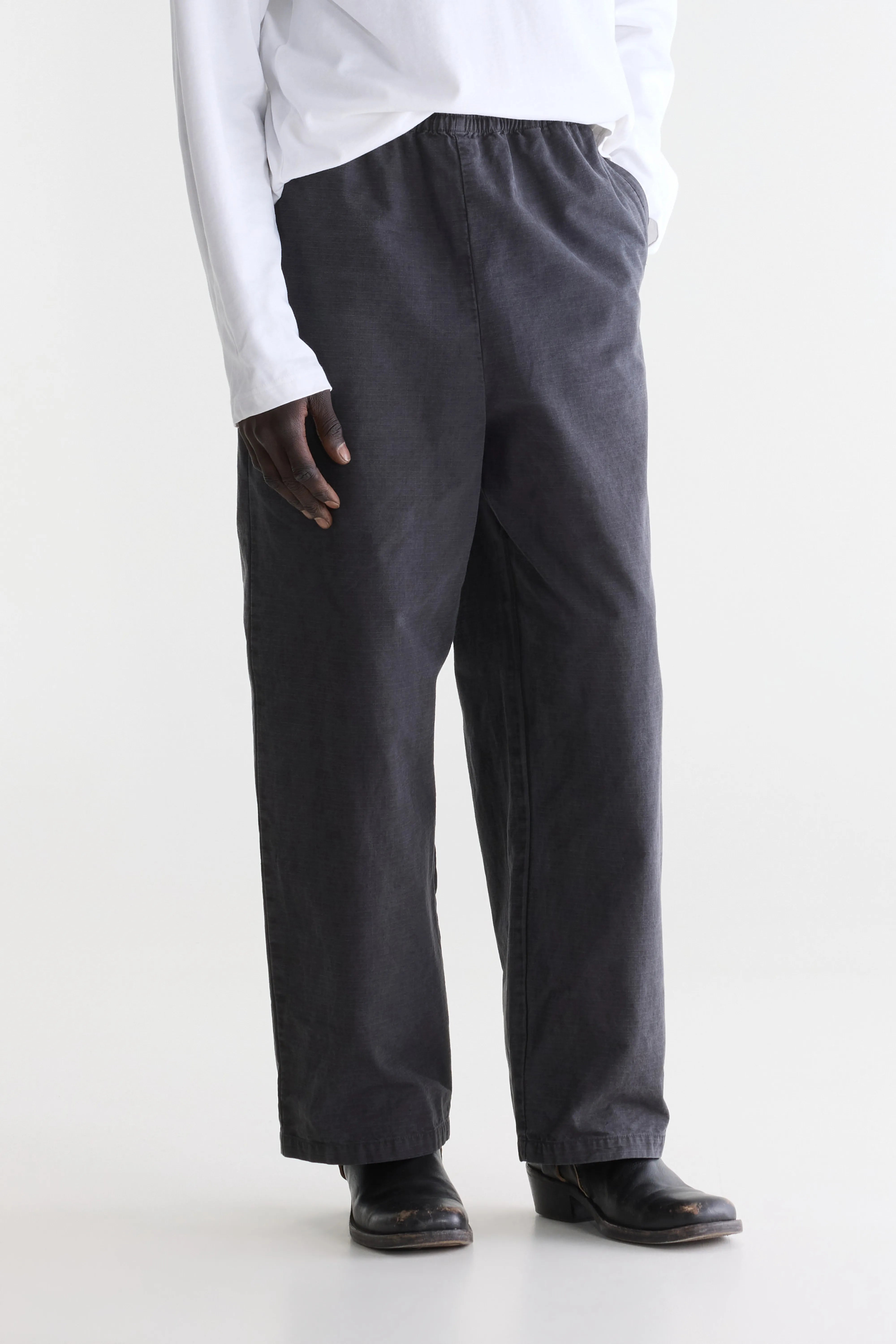 Joie relaxed trousers (262 / M / BLACK SAND)