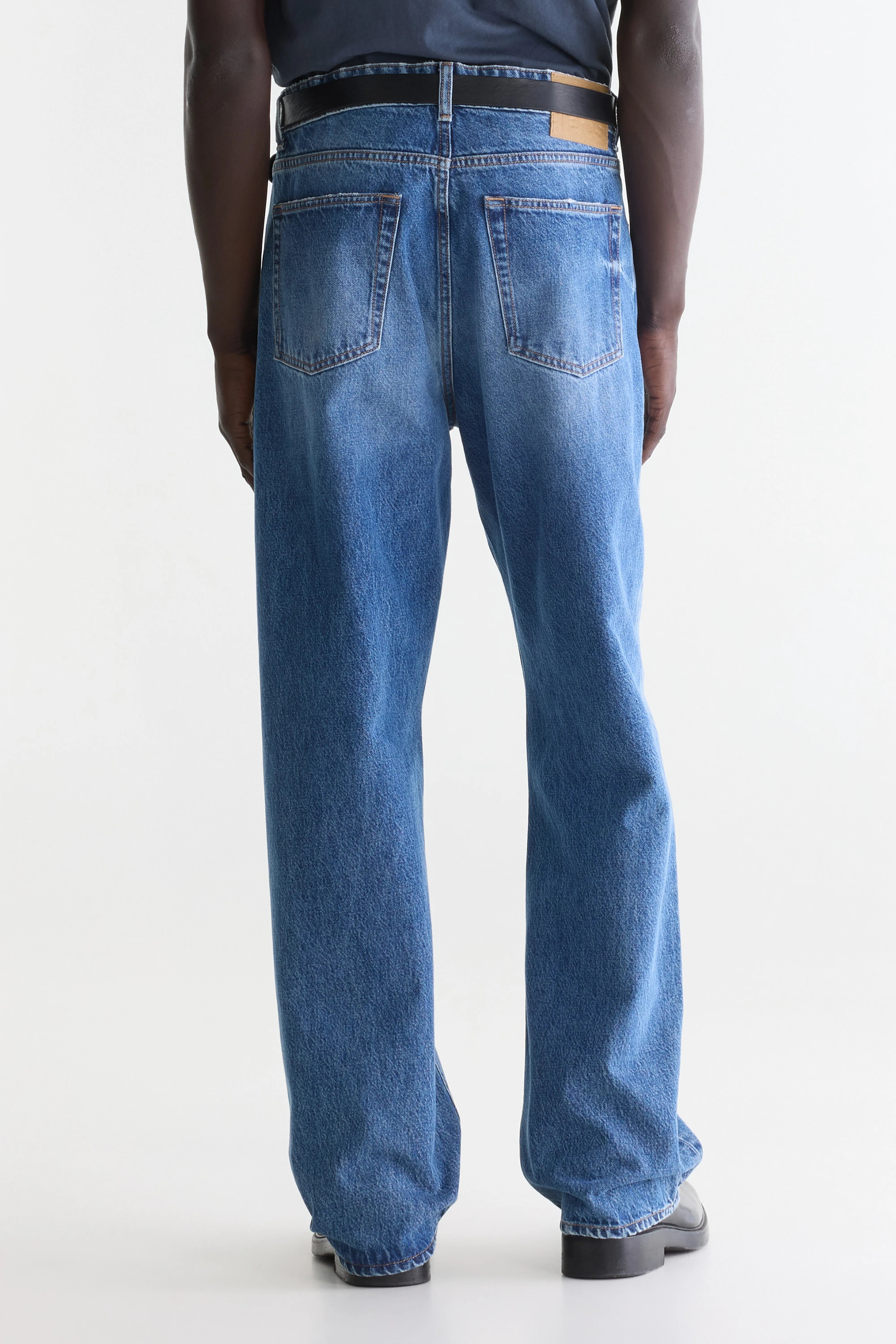 Denim N. 06 relaxed jeans (262 / M / MD BLUE MARBLE)