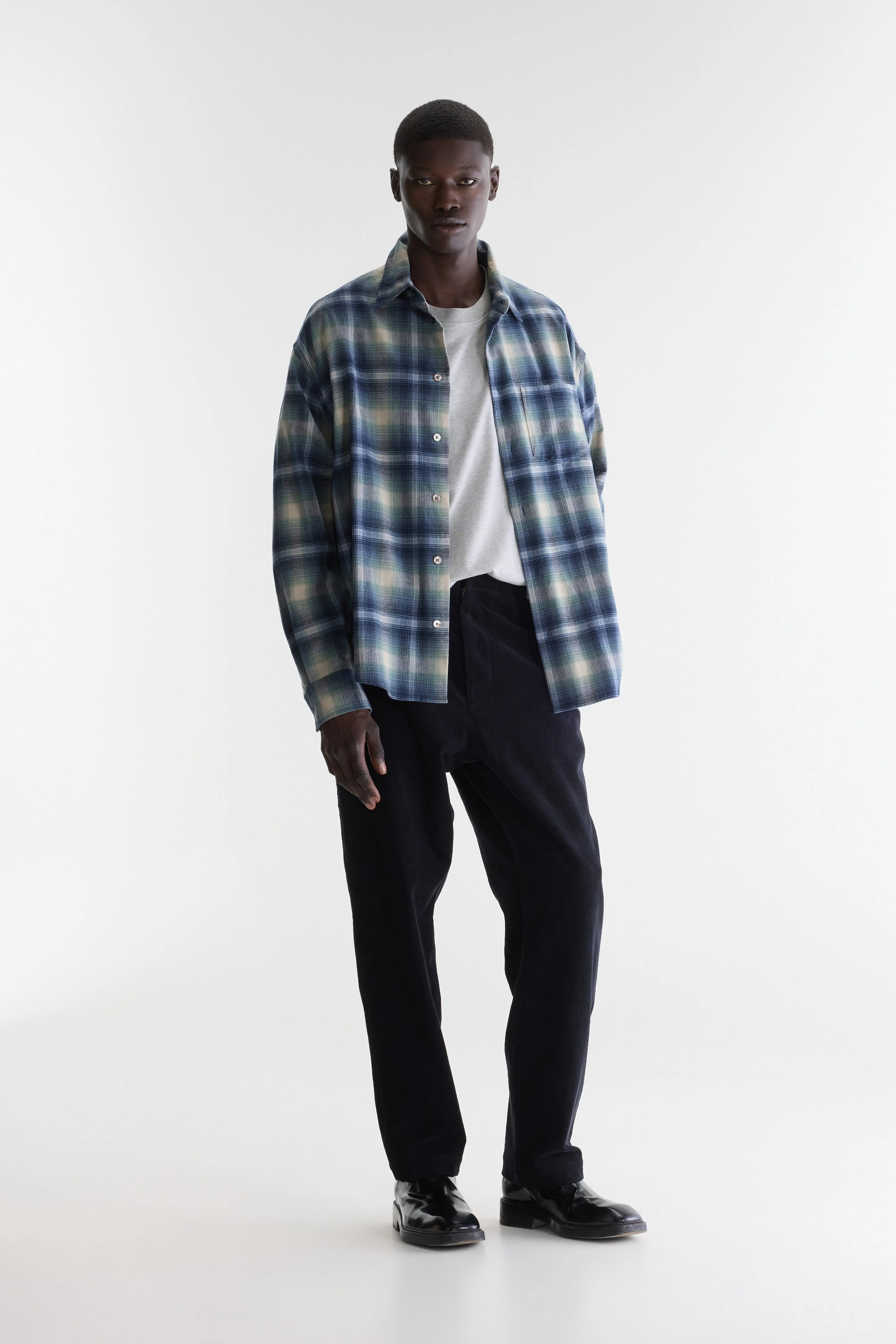 Paynt relaxed trousers (262 / M / NAVY)