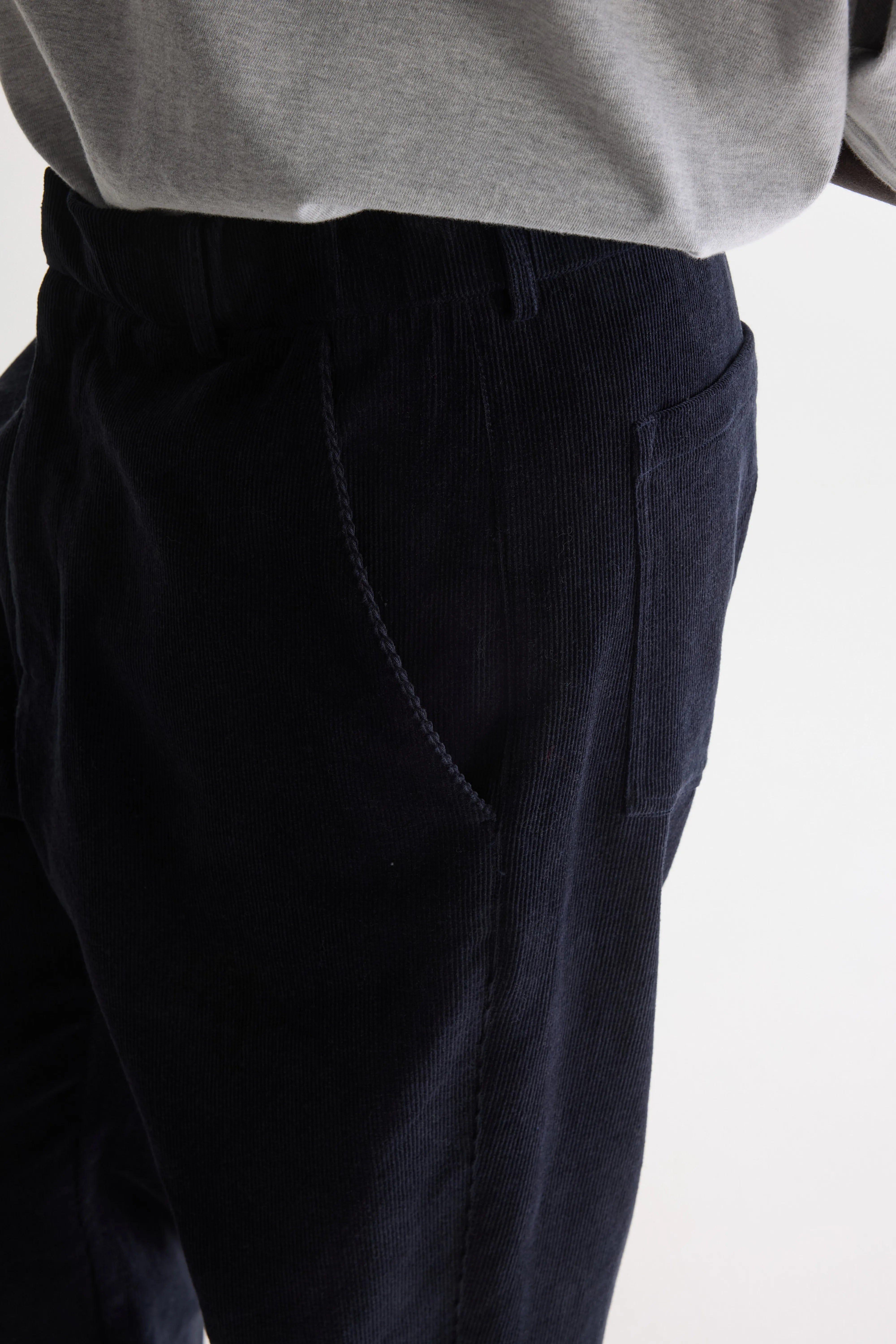 Paynt relaxed trousers (262 / M / NAVY)