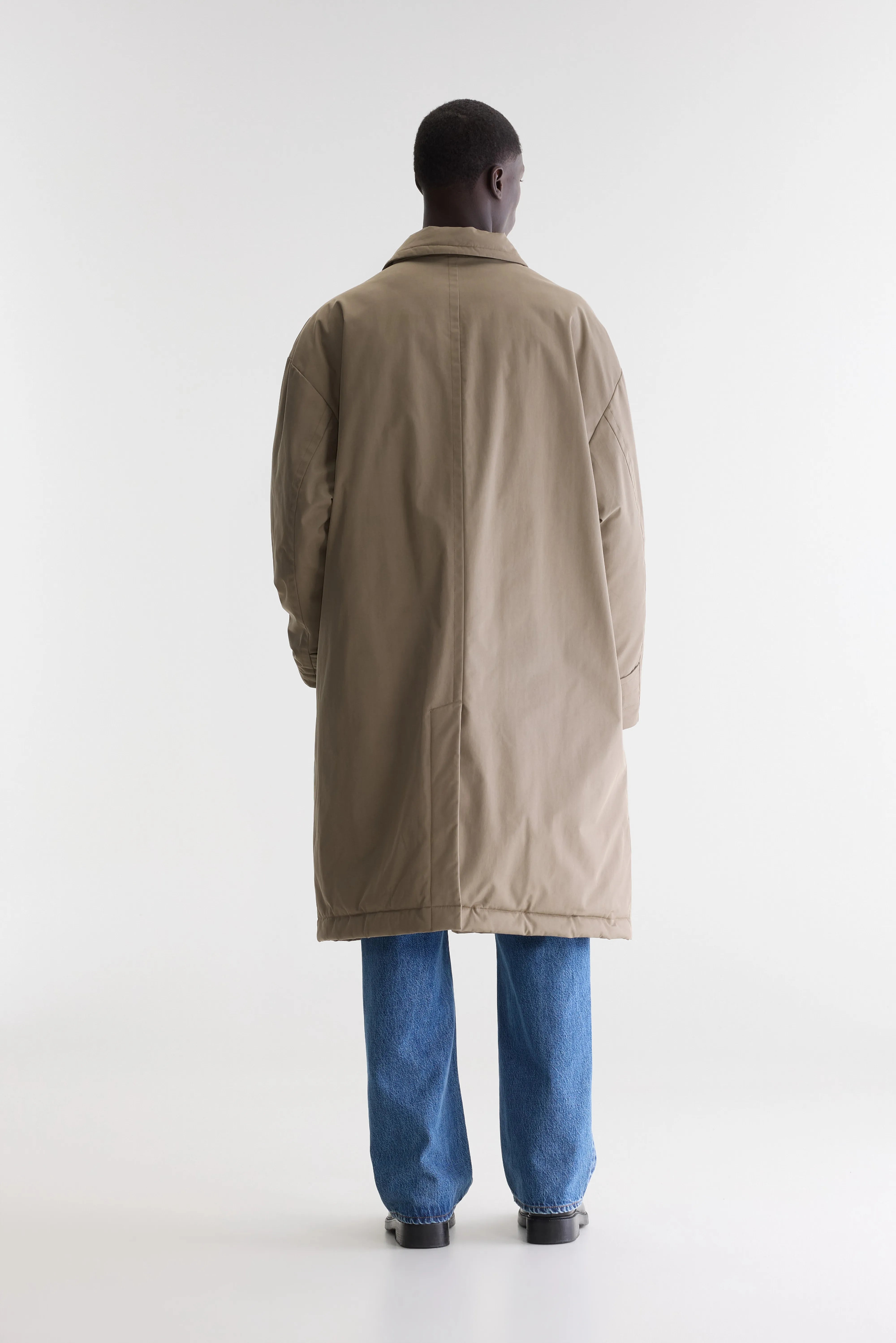 Himbo rain coat (262 / M / DUST)