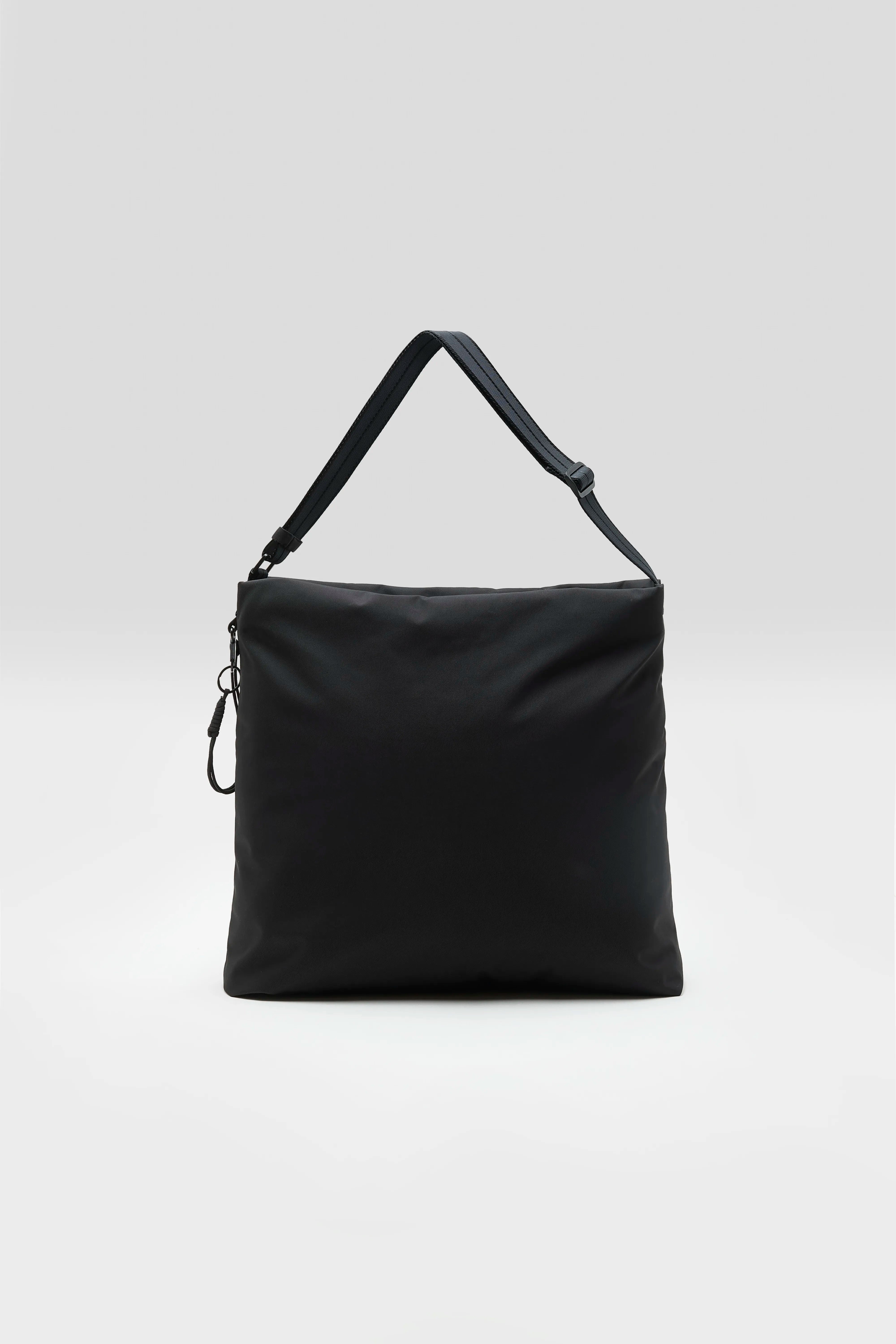 Sac à bandoulière Hendem (262 / M / BLACK BEAUTY)