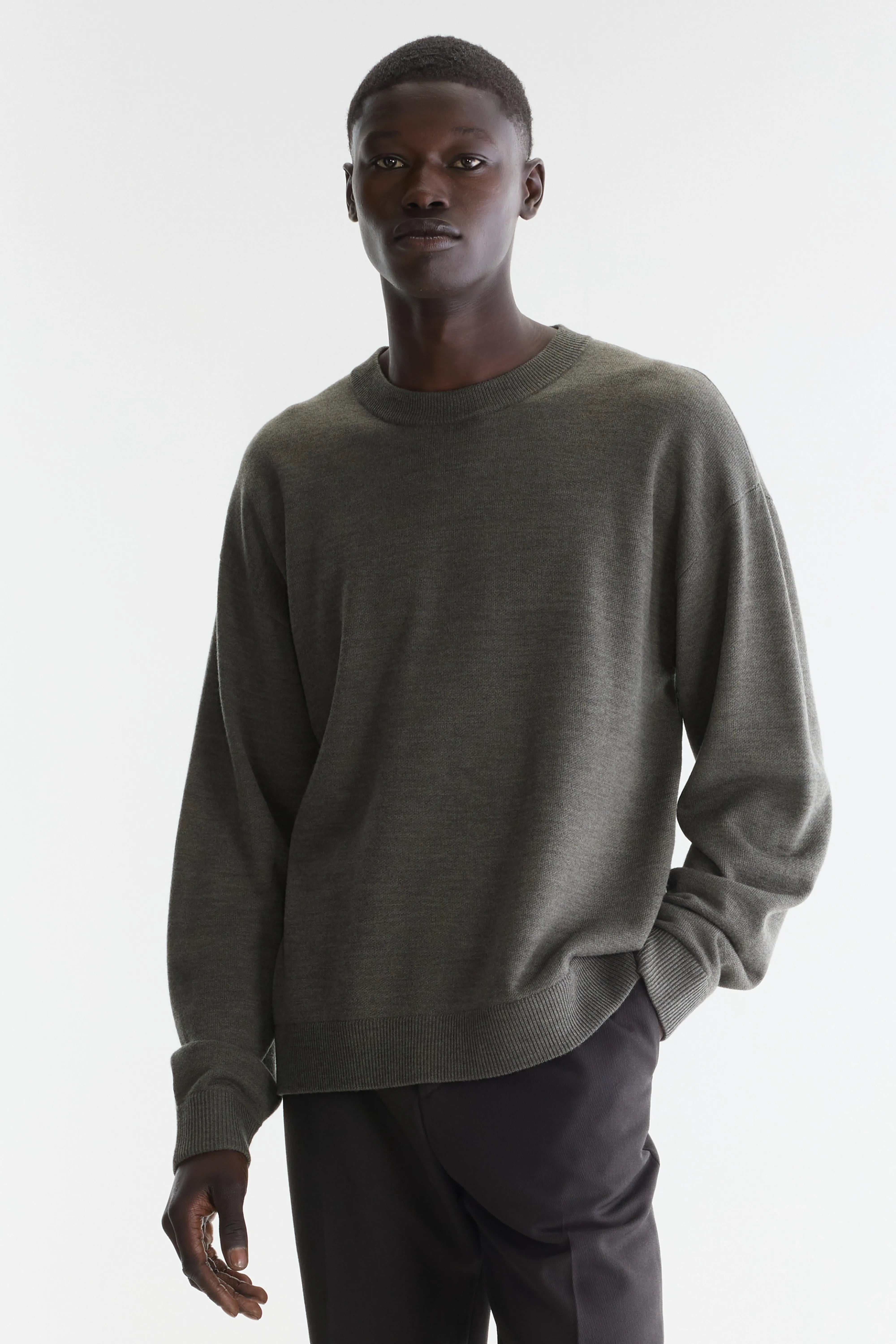 Pull col rond Siamo (262 / M / DUSTY OLIVE)