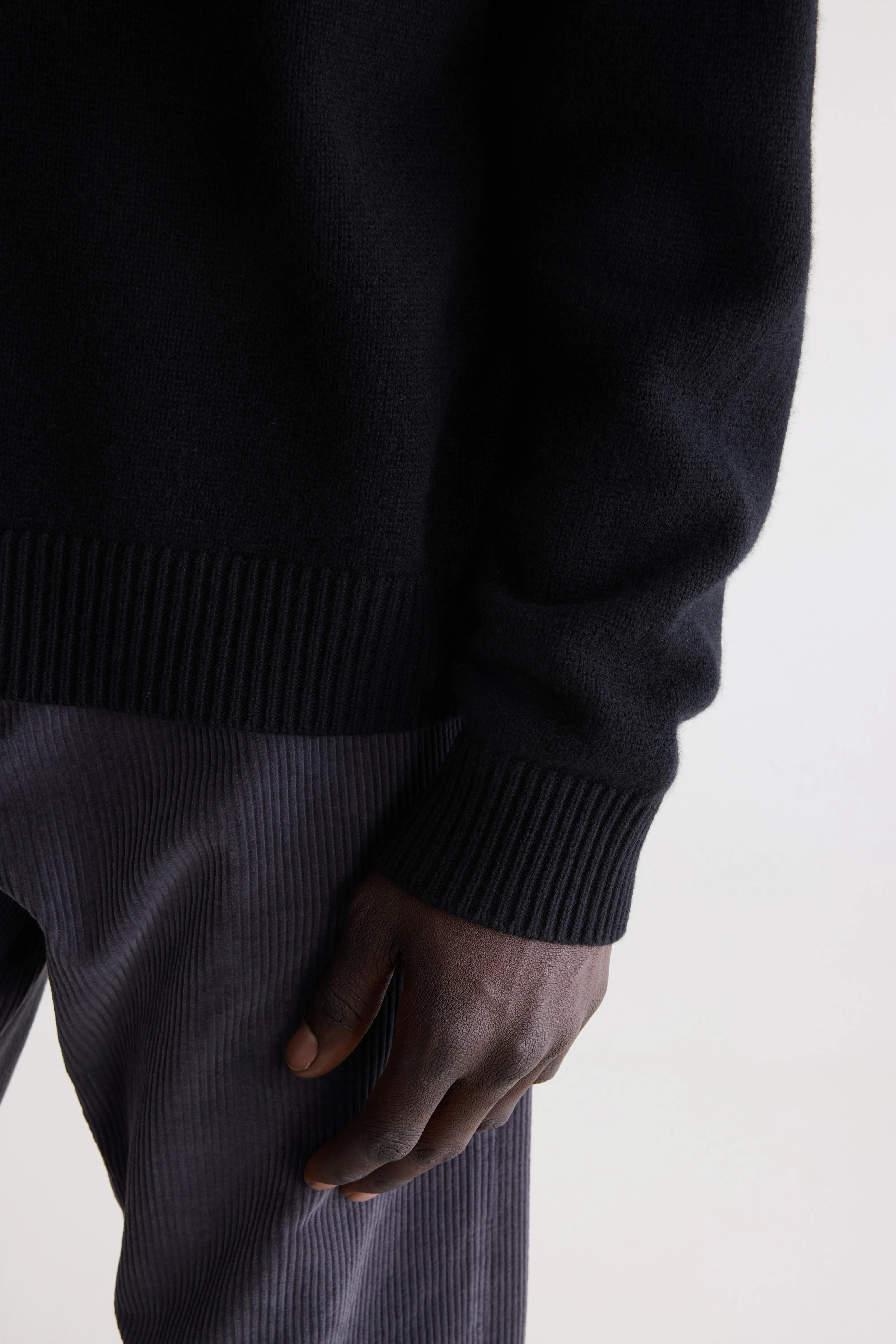 Gakew relaxte trui met ronde hals (262 / M / BLACK)