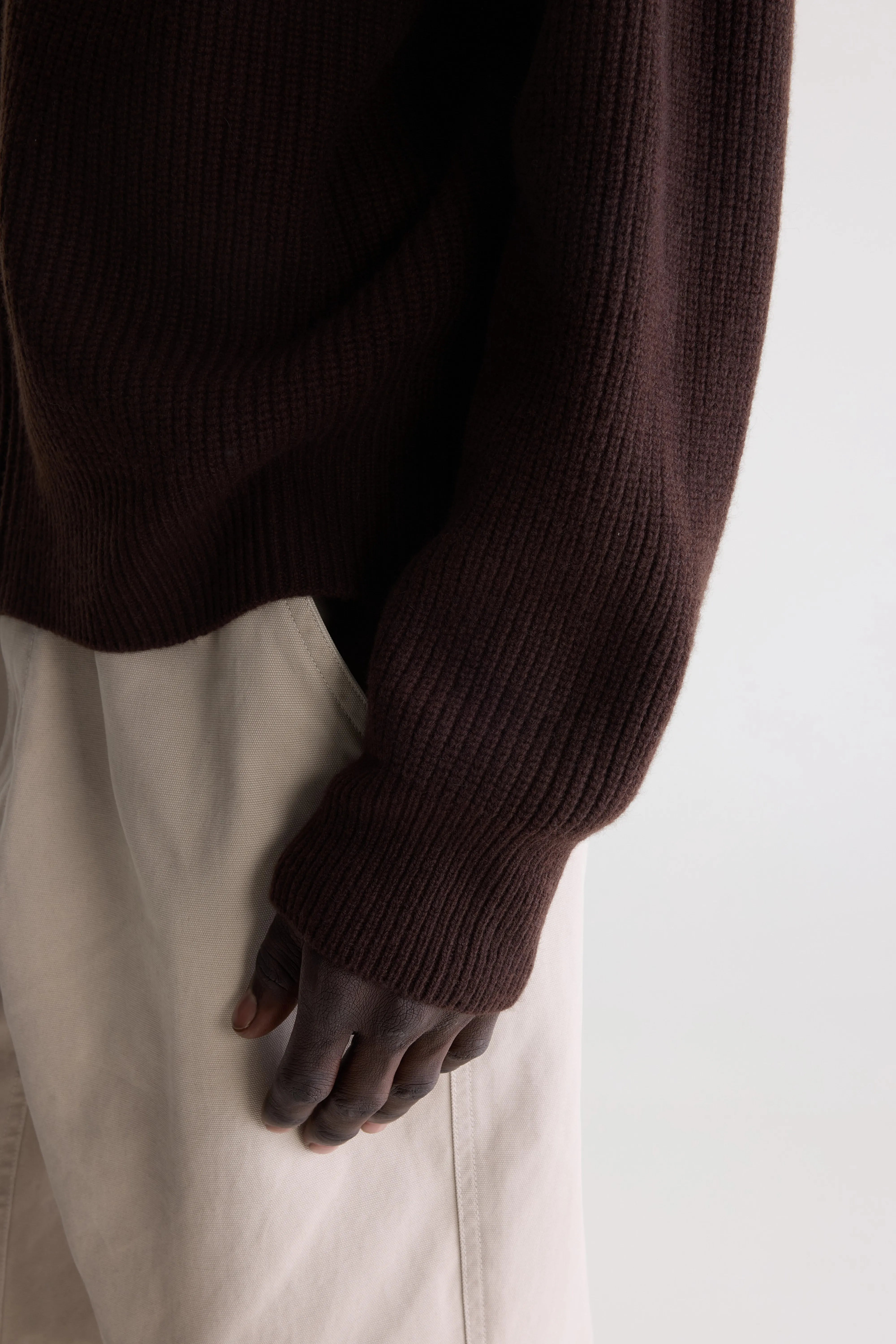 Dorzip mock-neck cardigan (262 / M / DARK ROAST)