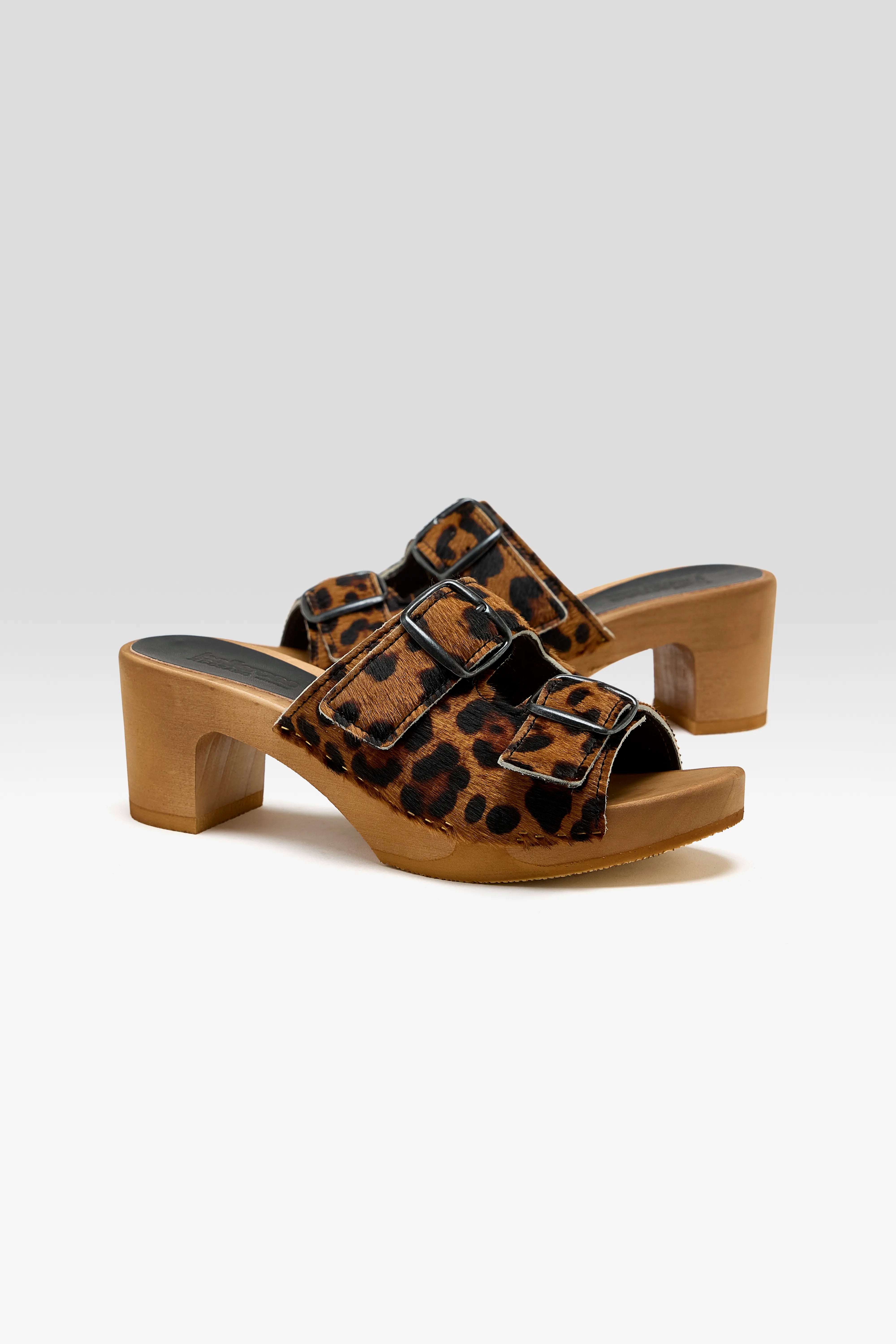 Guepard Leather Heel Sandals (251 / W / BROWN)