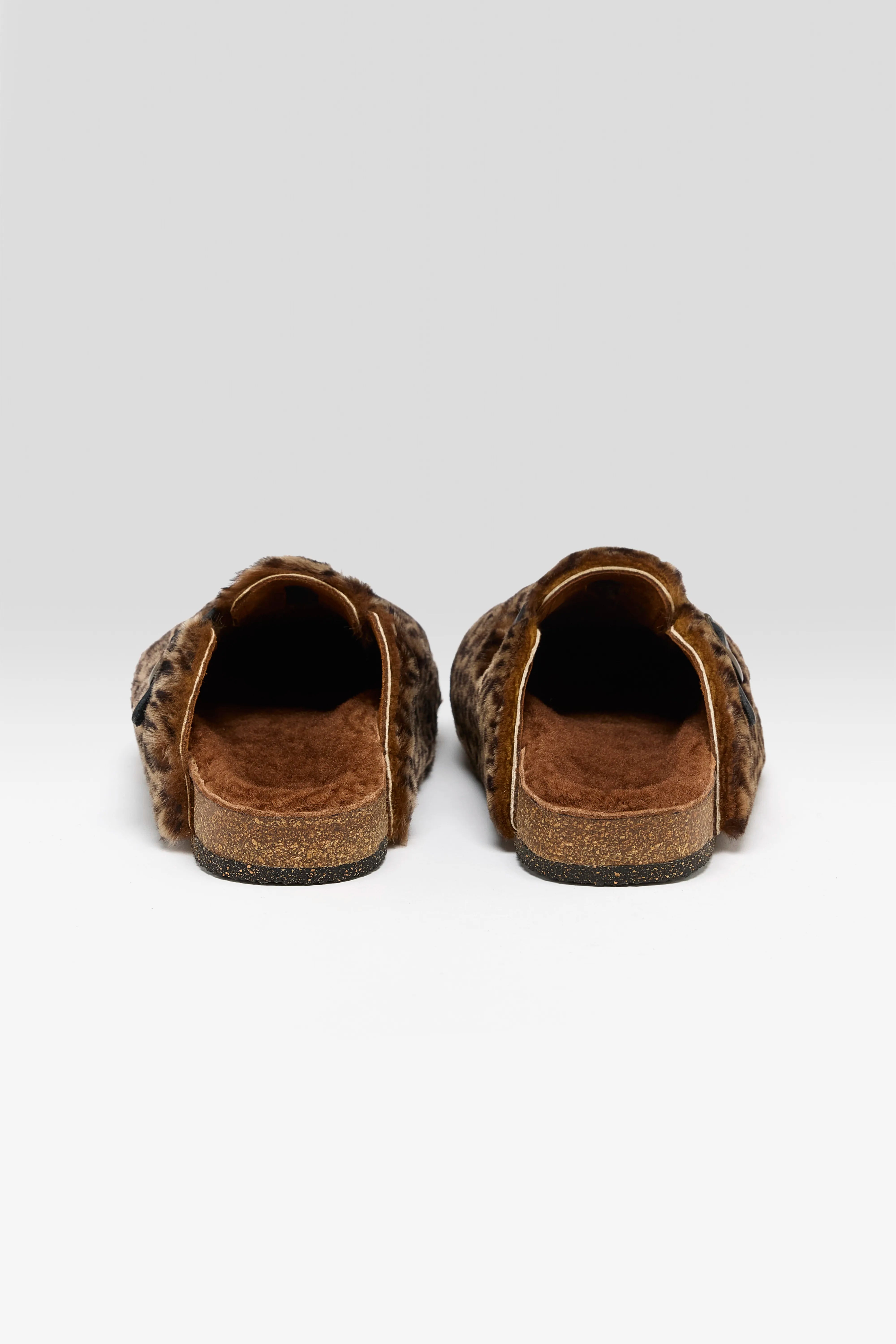 Leopard Sheepskin Clogs  (252 / W / BROWN)
