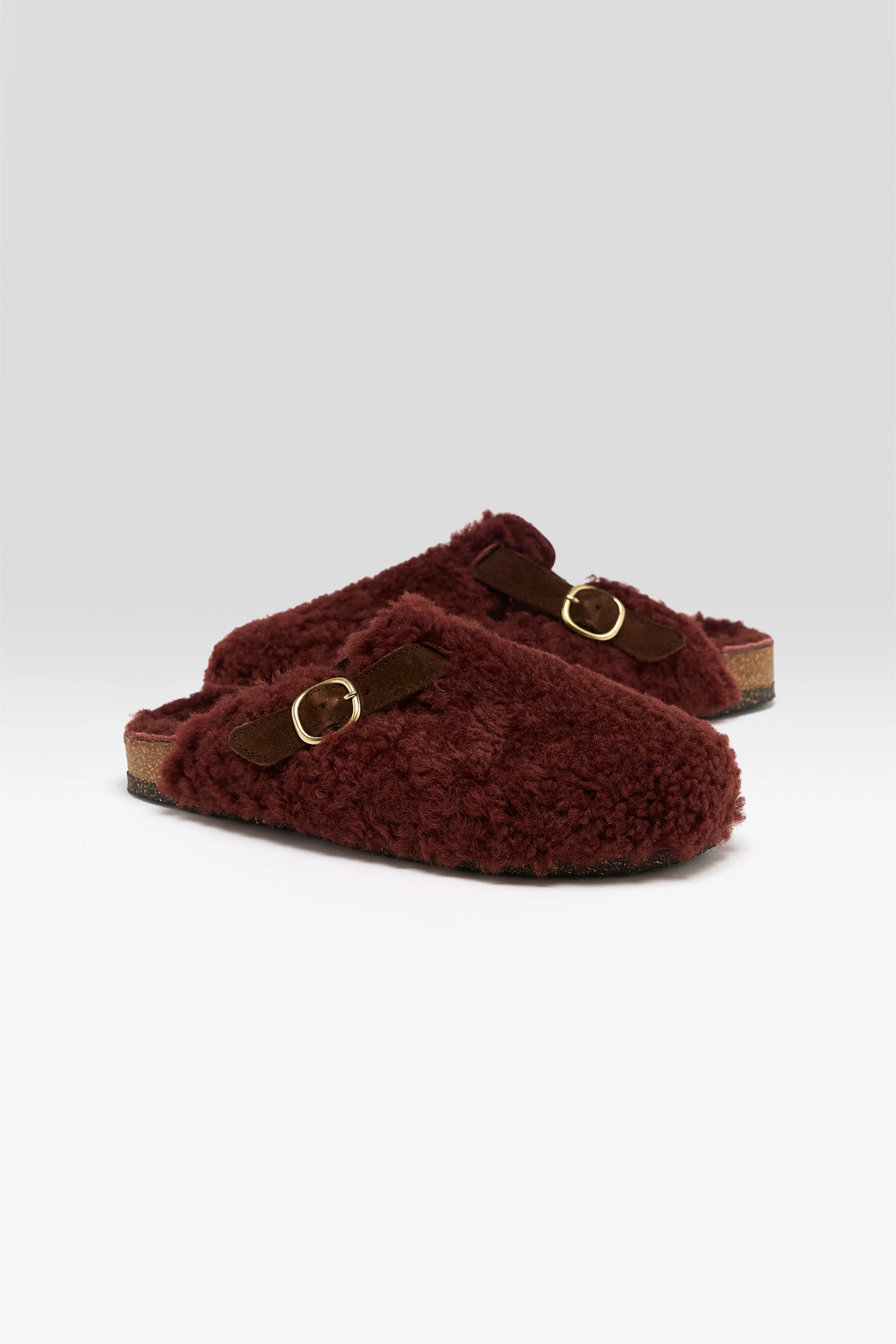 Bordeaux Sheepskin Clogs  (252 / W / BORDEAUX)