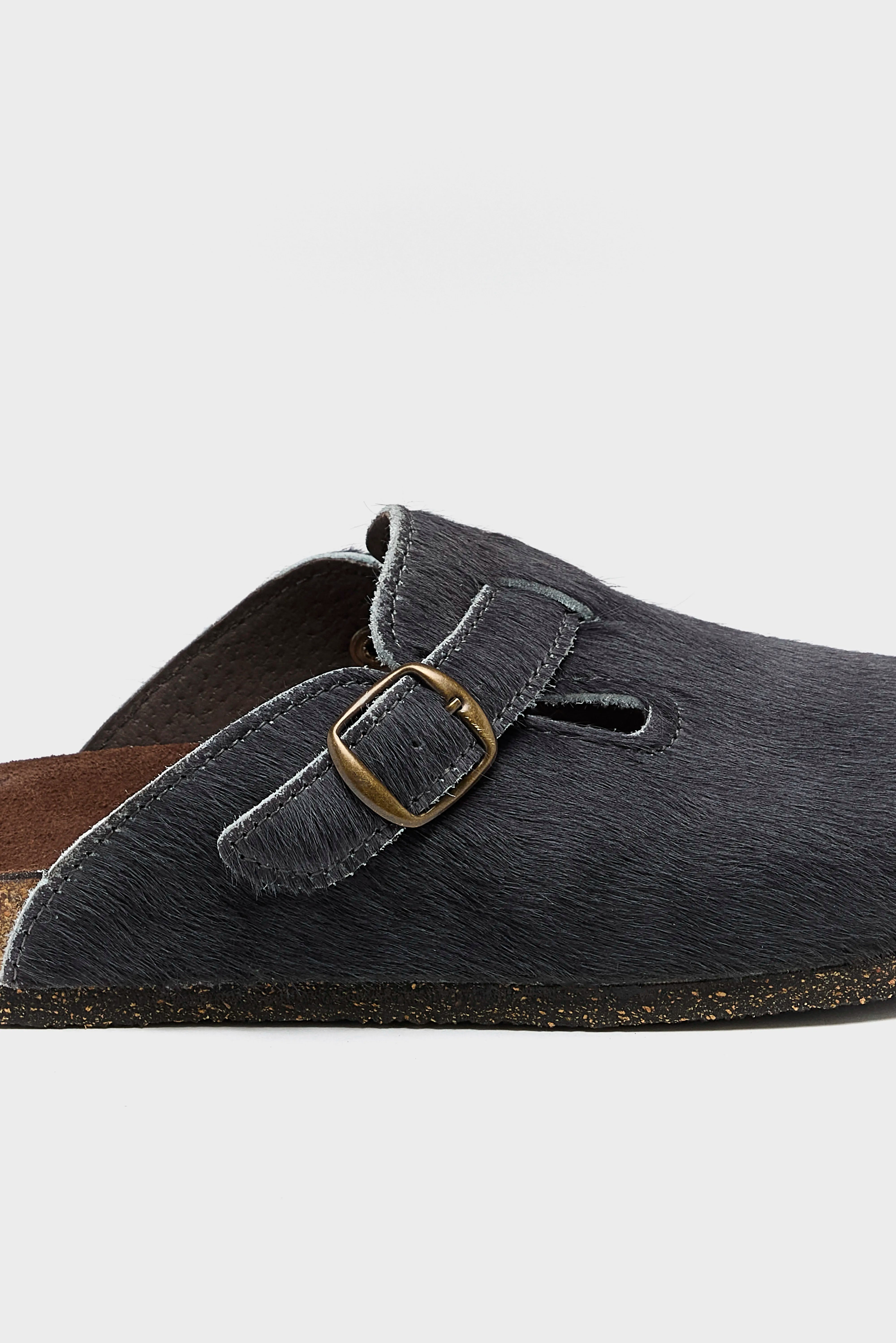 Grey Cowhide Clogs  (252 / W / GREY)