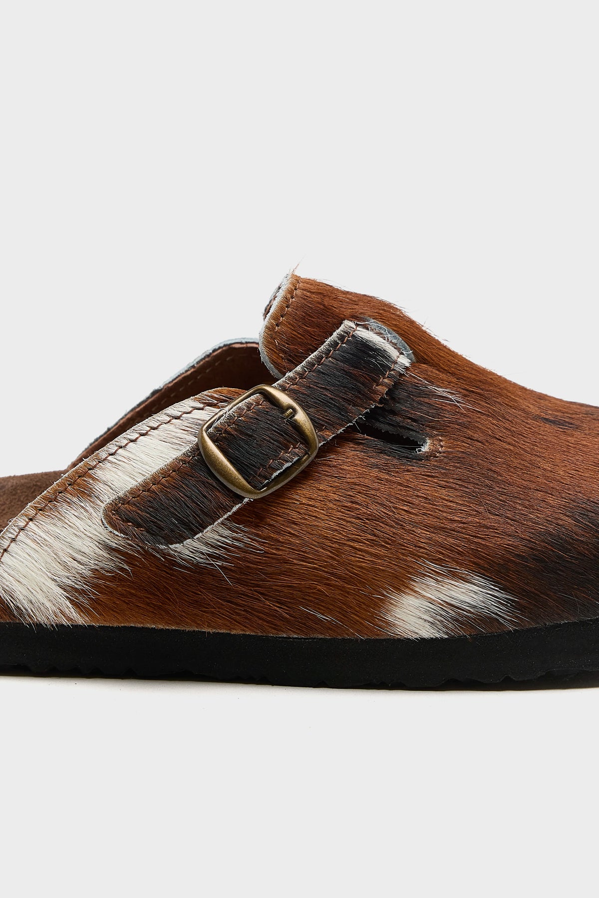 Cowprint Ponyhair Clogs (262 / W / OFF WHITE)