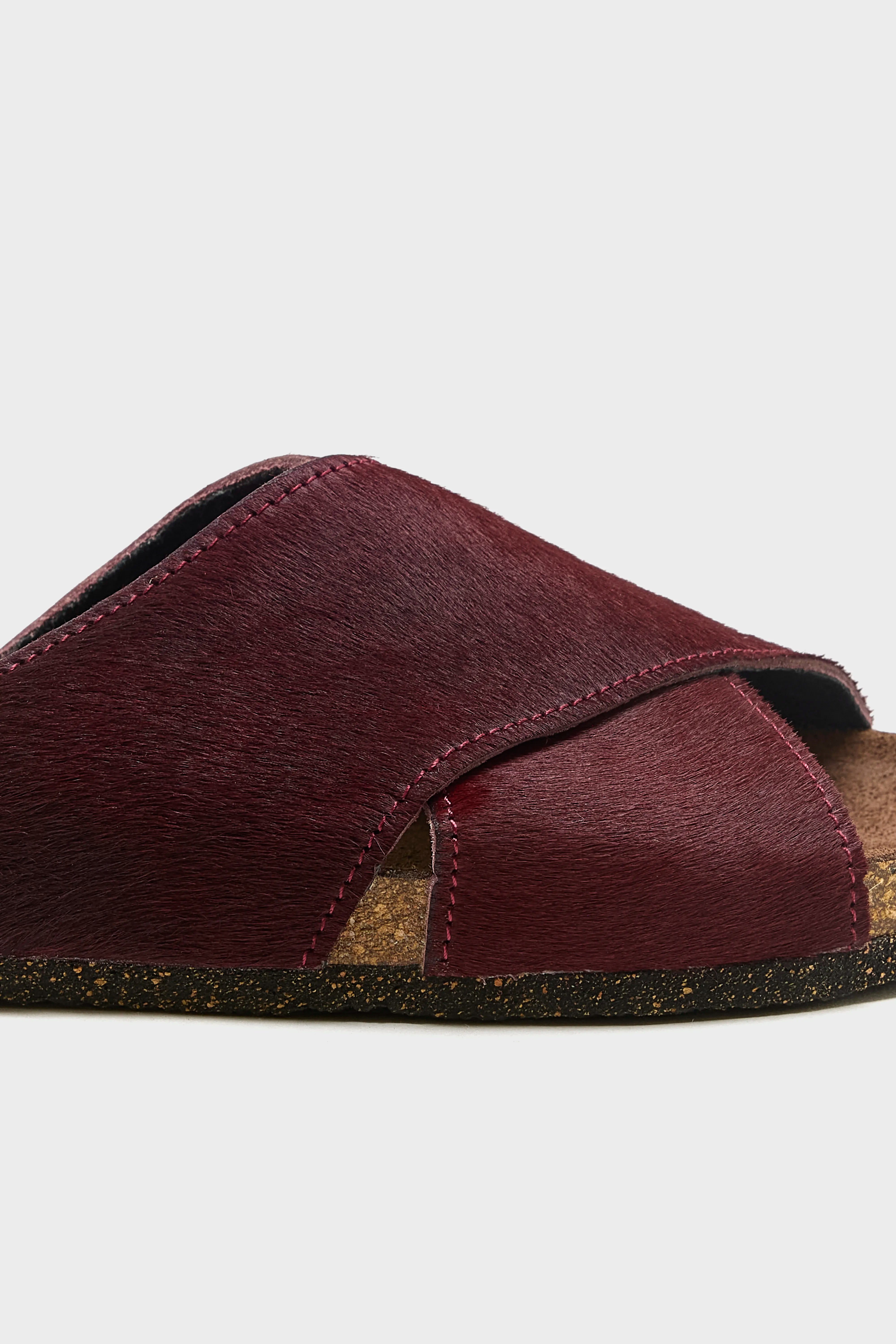 Bordeaux Ponyhair Cross Sandals (261 / W / BORDEAUX)