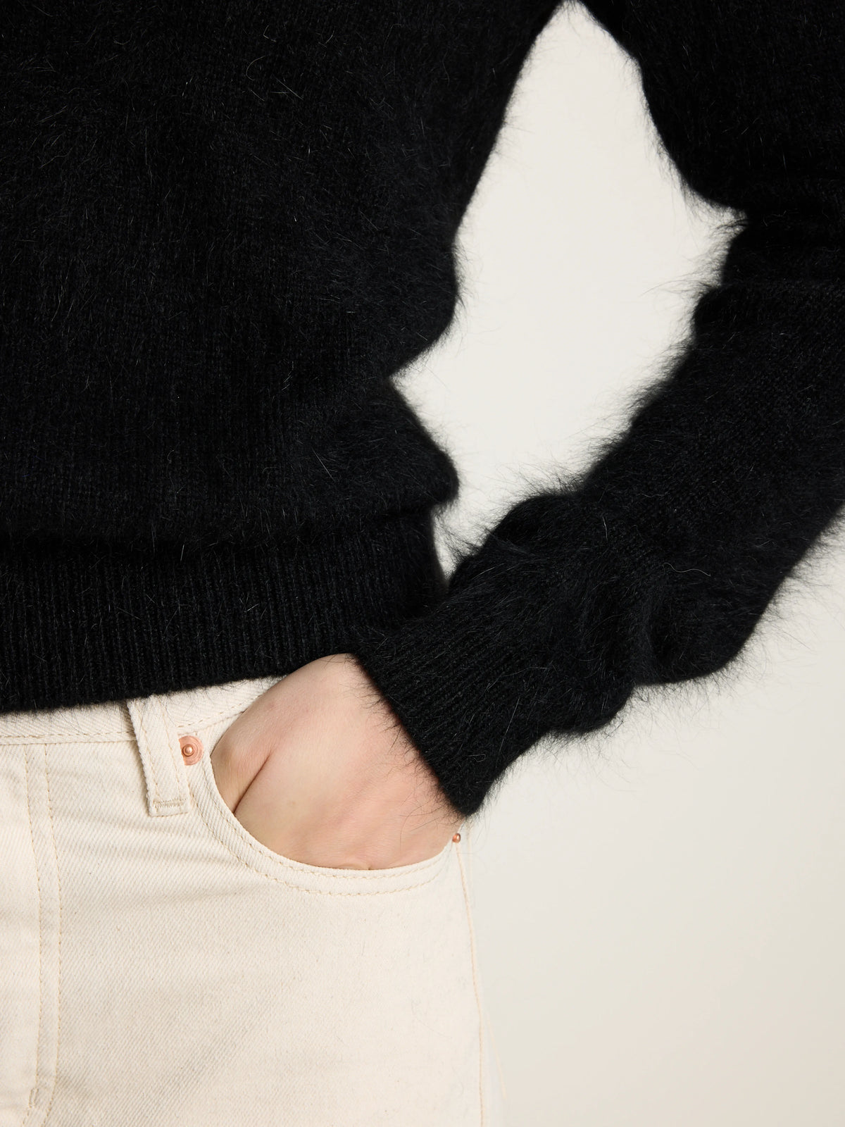 Datti angora-mix trui (242 / W / OFF BLACK)