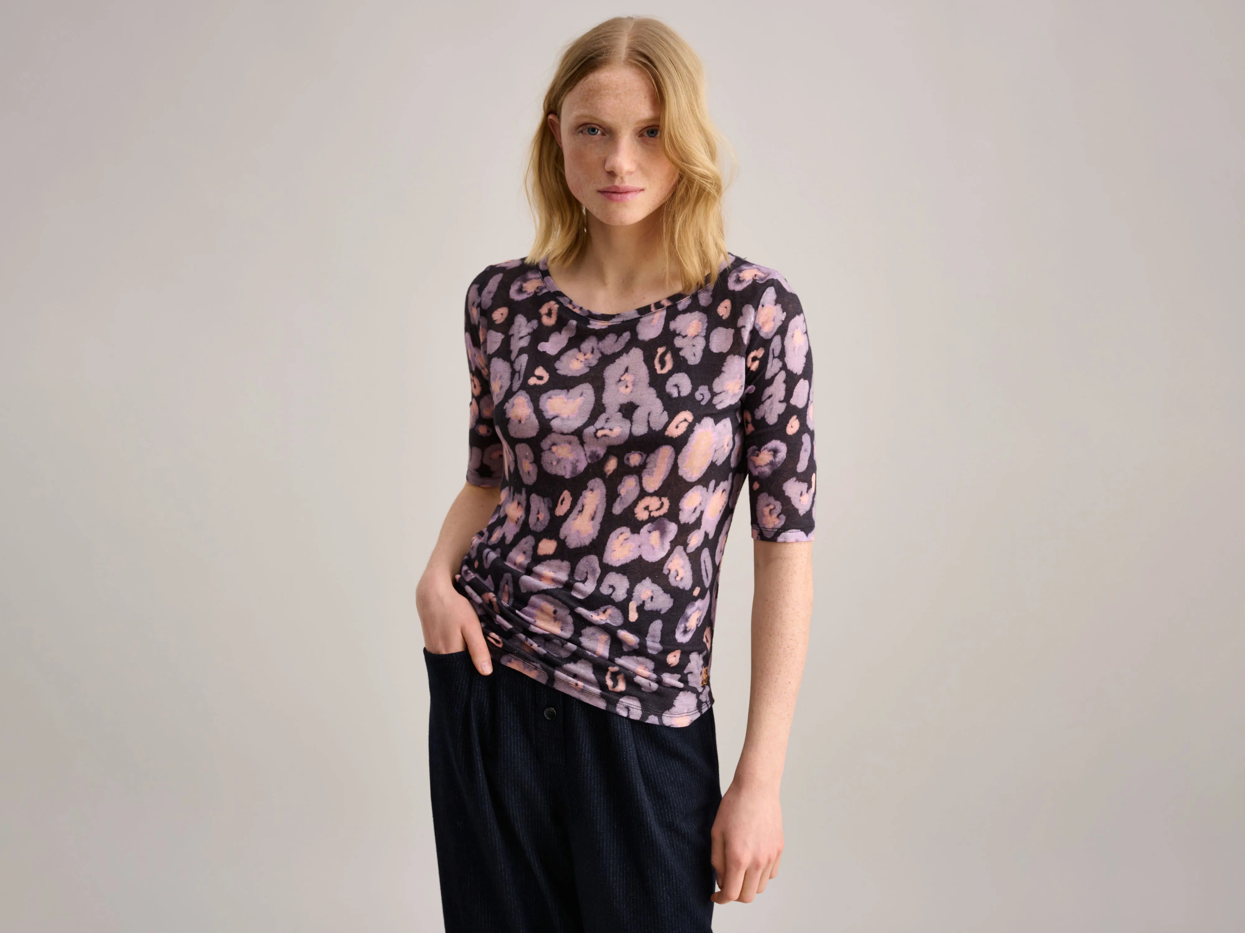 Seas T-Shirt (232 / W / COMBO A)