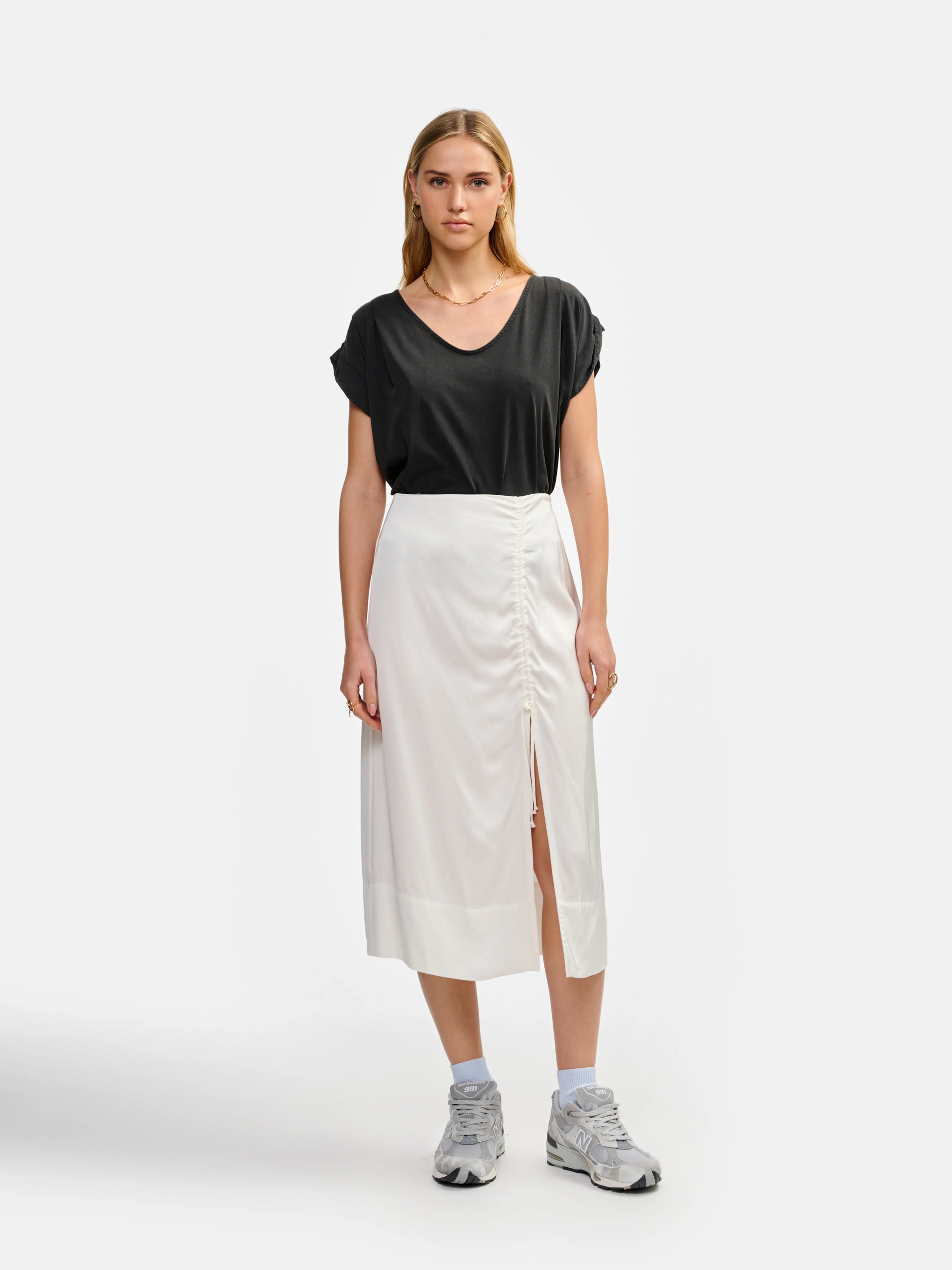 alpha rok (241 / W / OFF WHITE)
