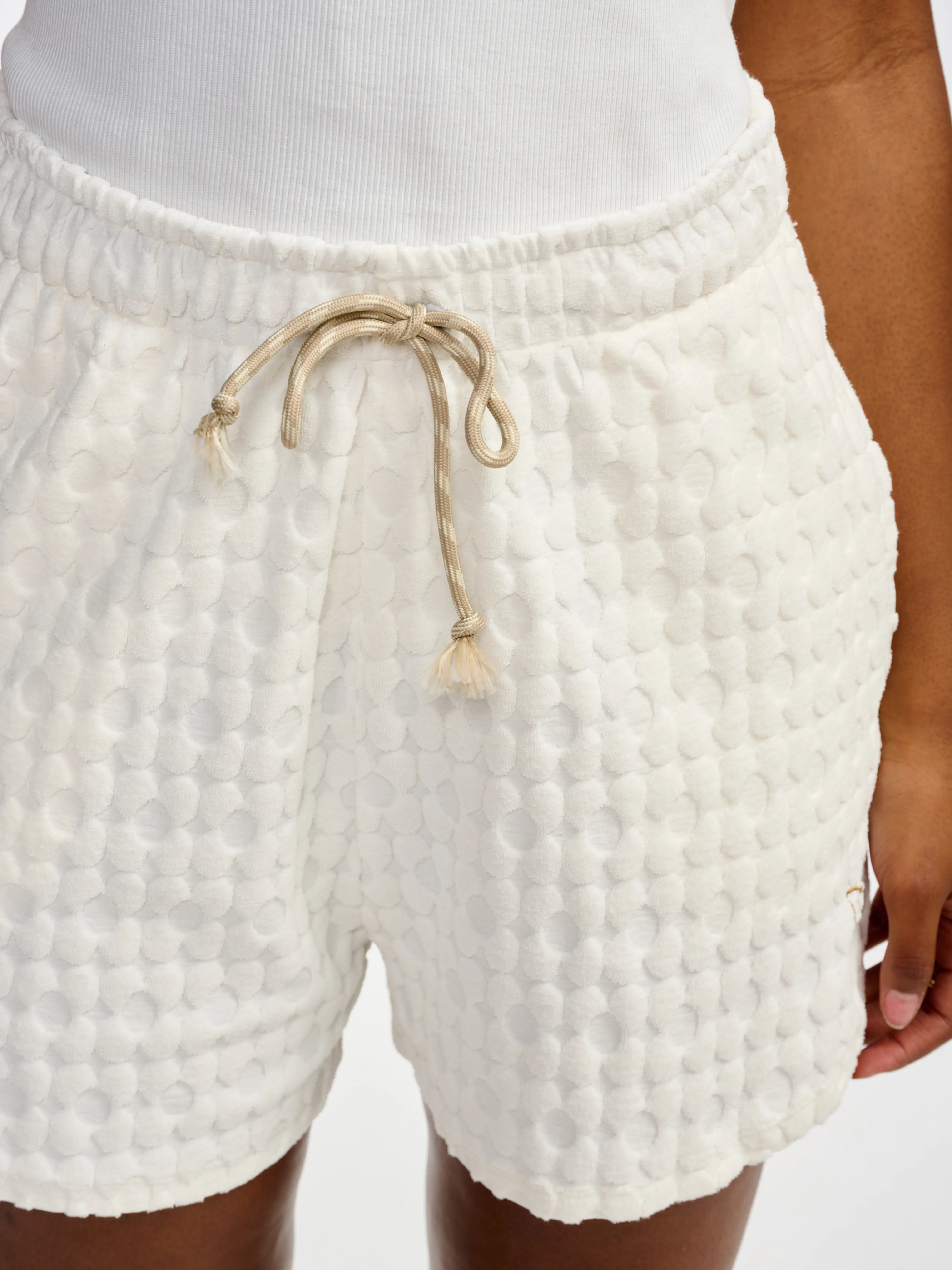 val short (241 / W / NATURAL)