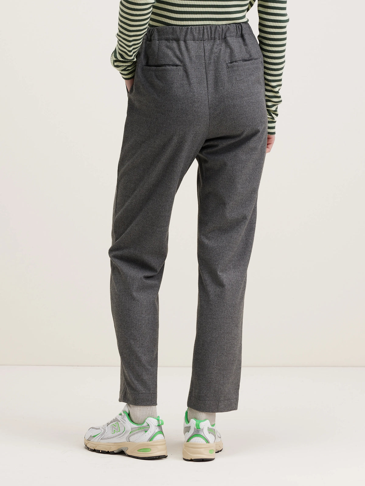 Trail relaxed trousers (242 / W / STRIPE A)