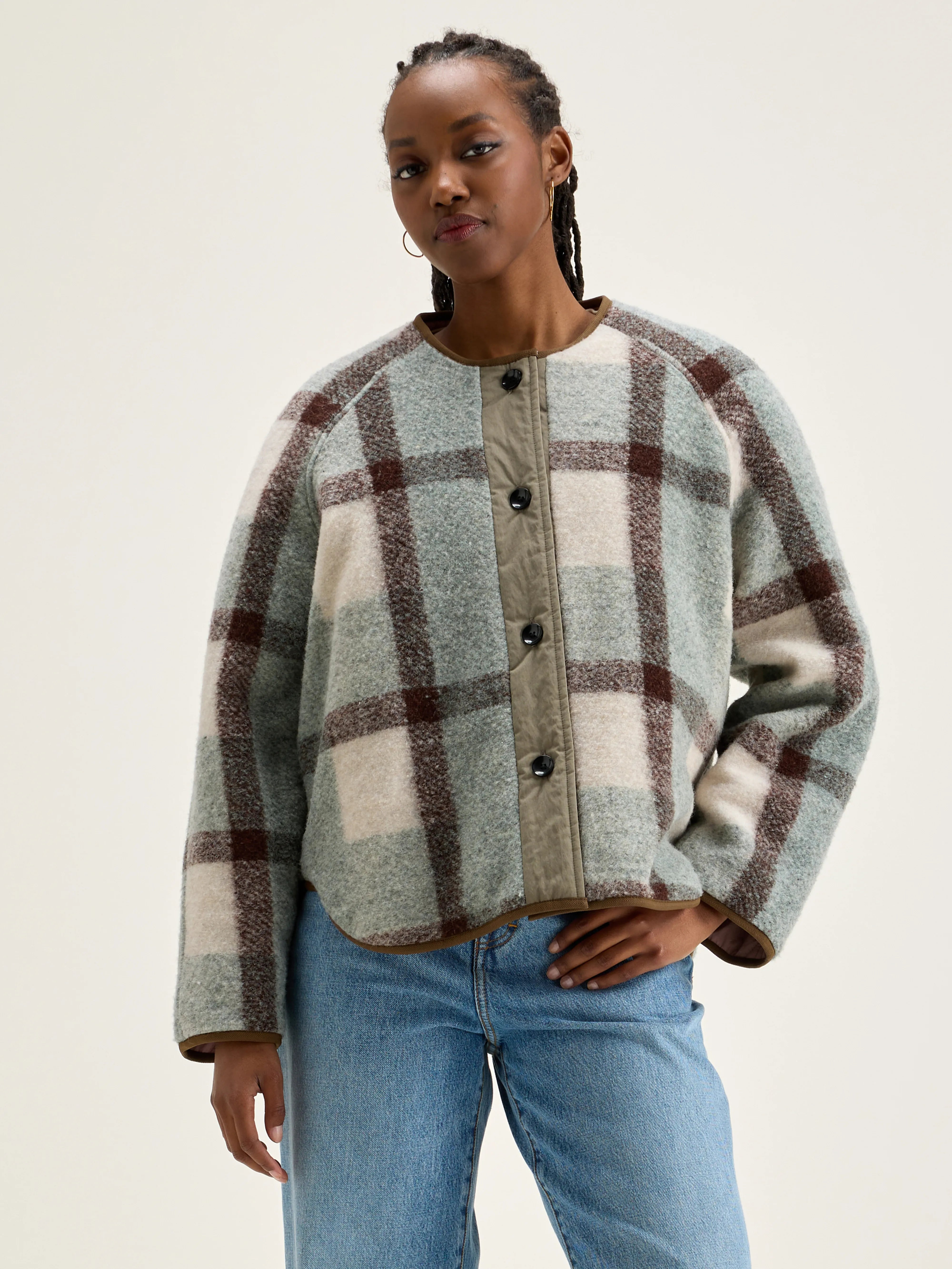 Hari jas (242 / W / CHECK A)