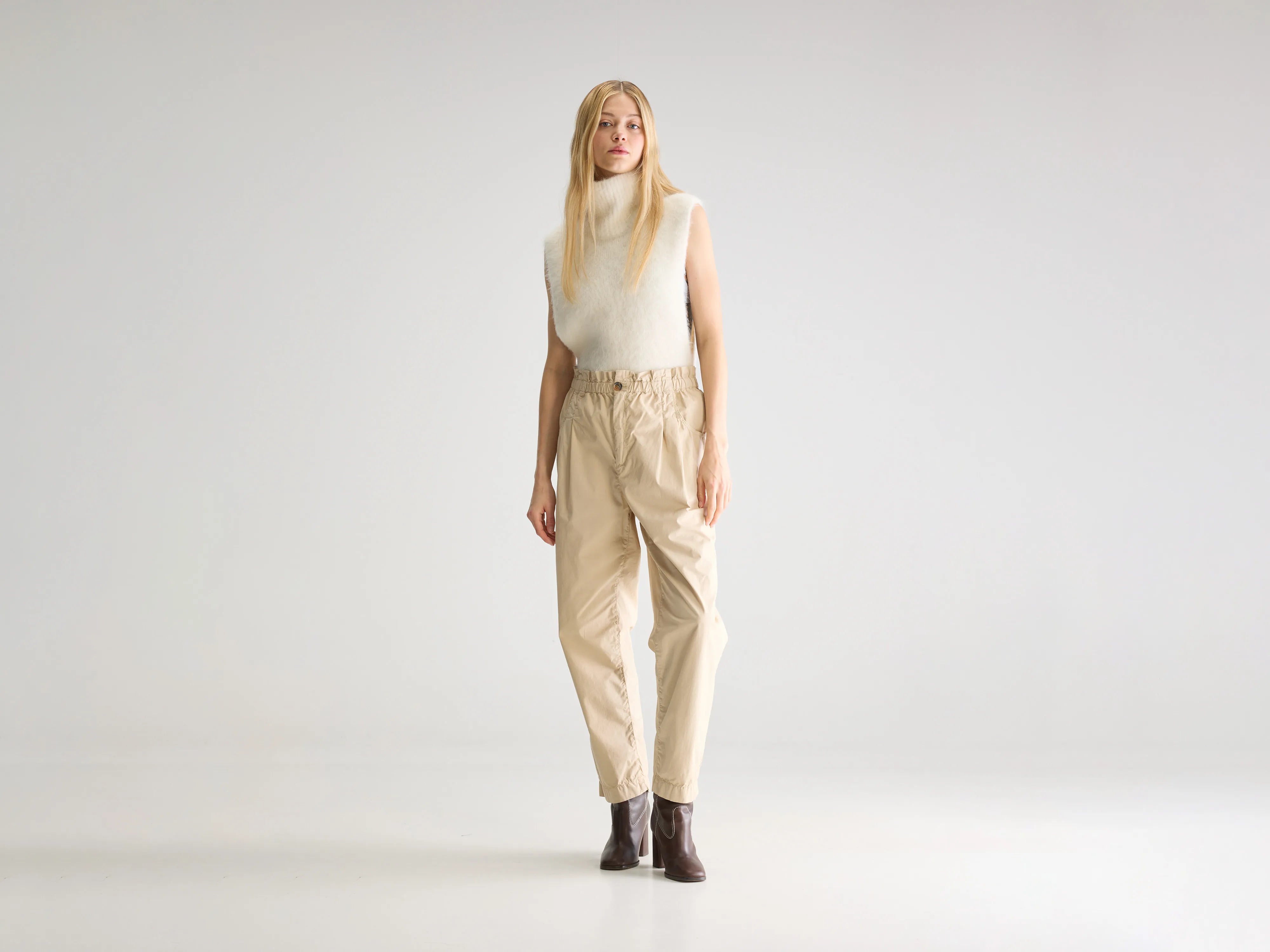 Winona relaxed trousers (251 / W / CEMENT)