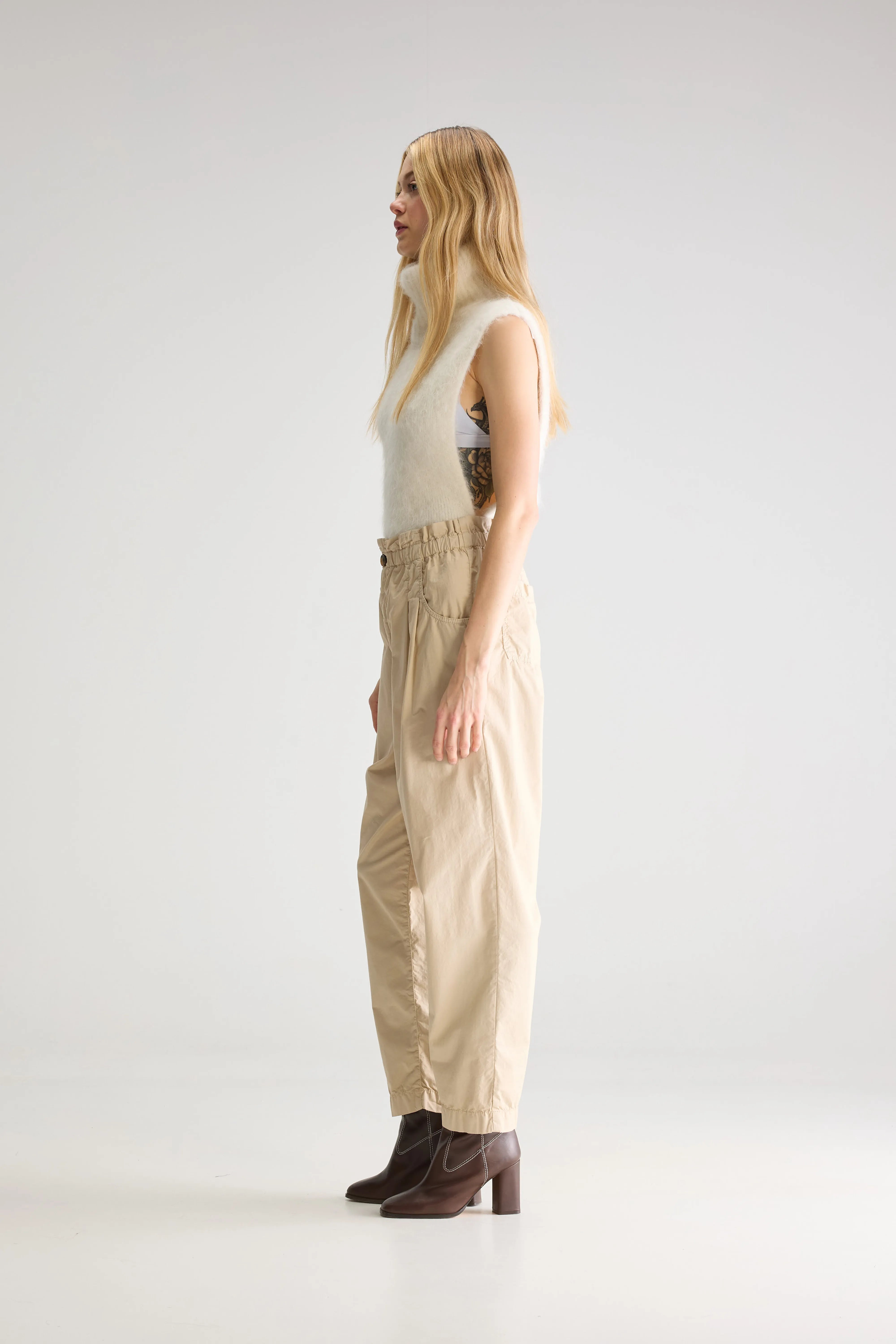 Winona relaxed trousers (251 / W / CEMENT)