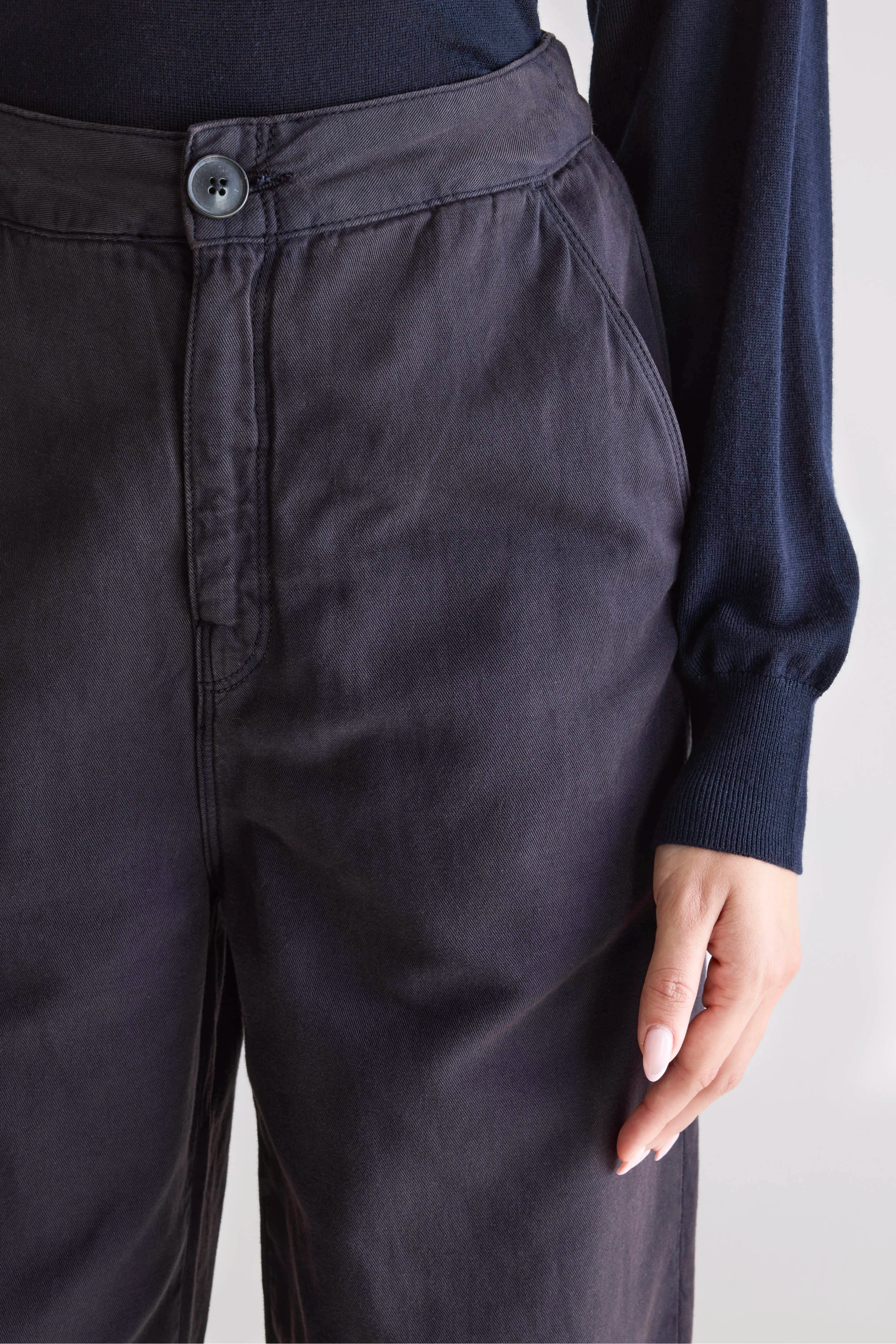 Pantalon décontracté Pasop (252 / W / OFF BLACK)