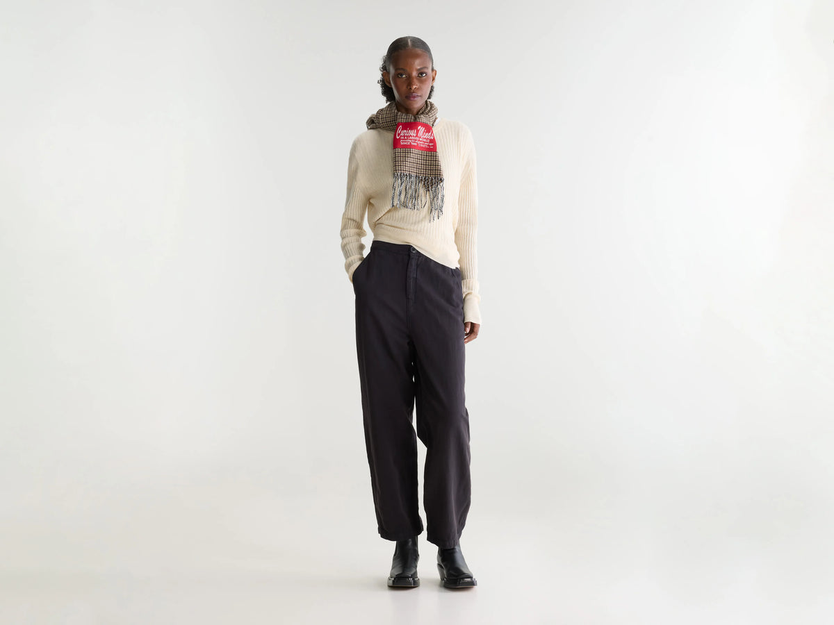 Pasop relaxed trousers (252 / W / OFF BLACK)