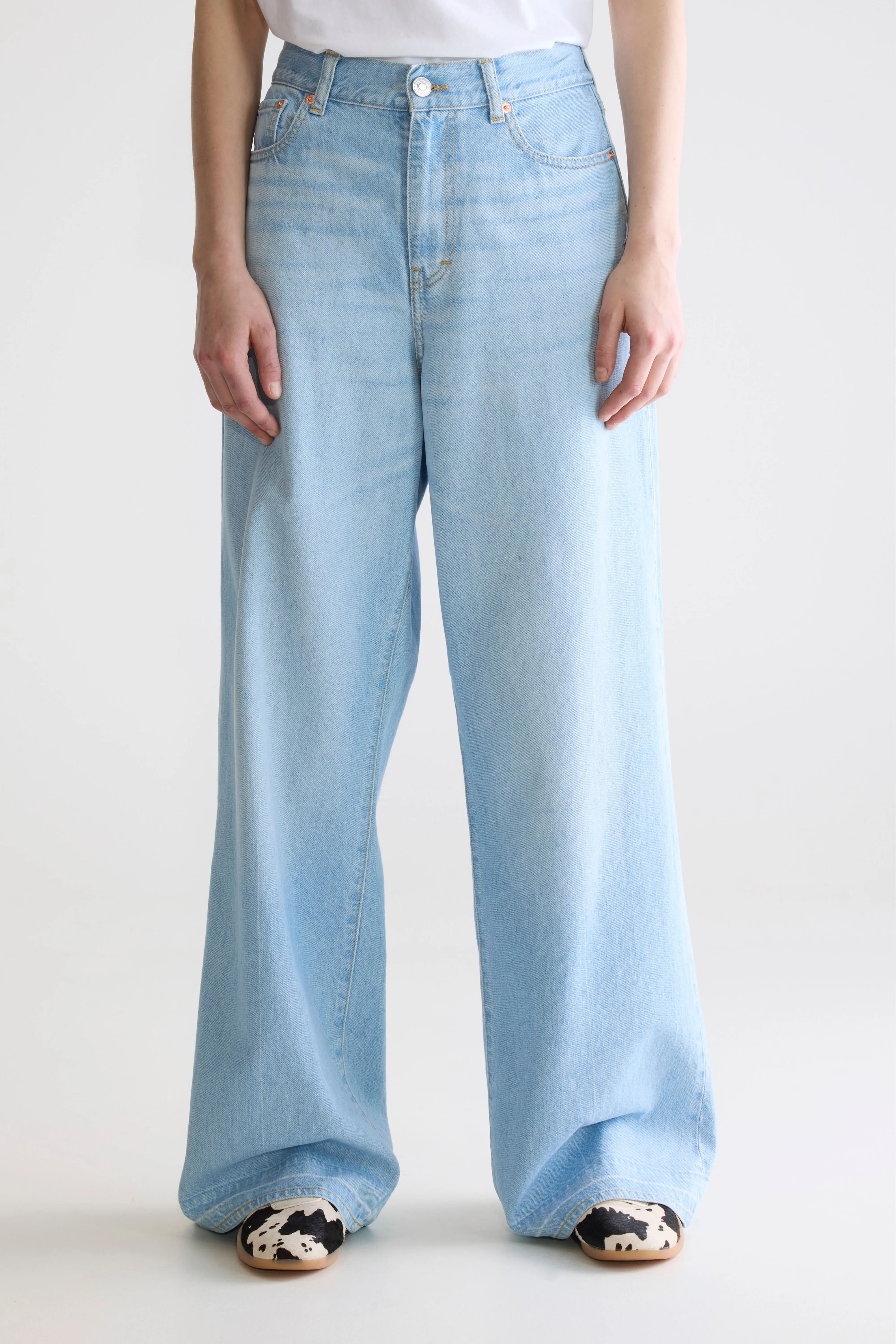 Denim N. 64 Wide Jeans - Vintage lt blue For Women | Bellerose