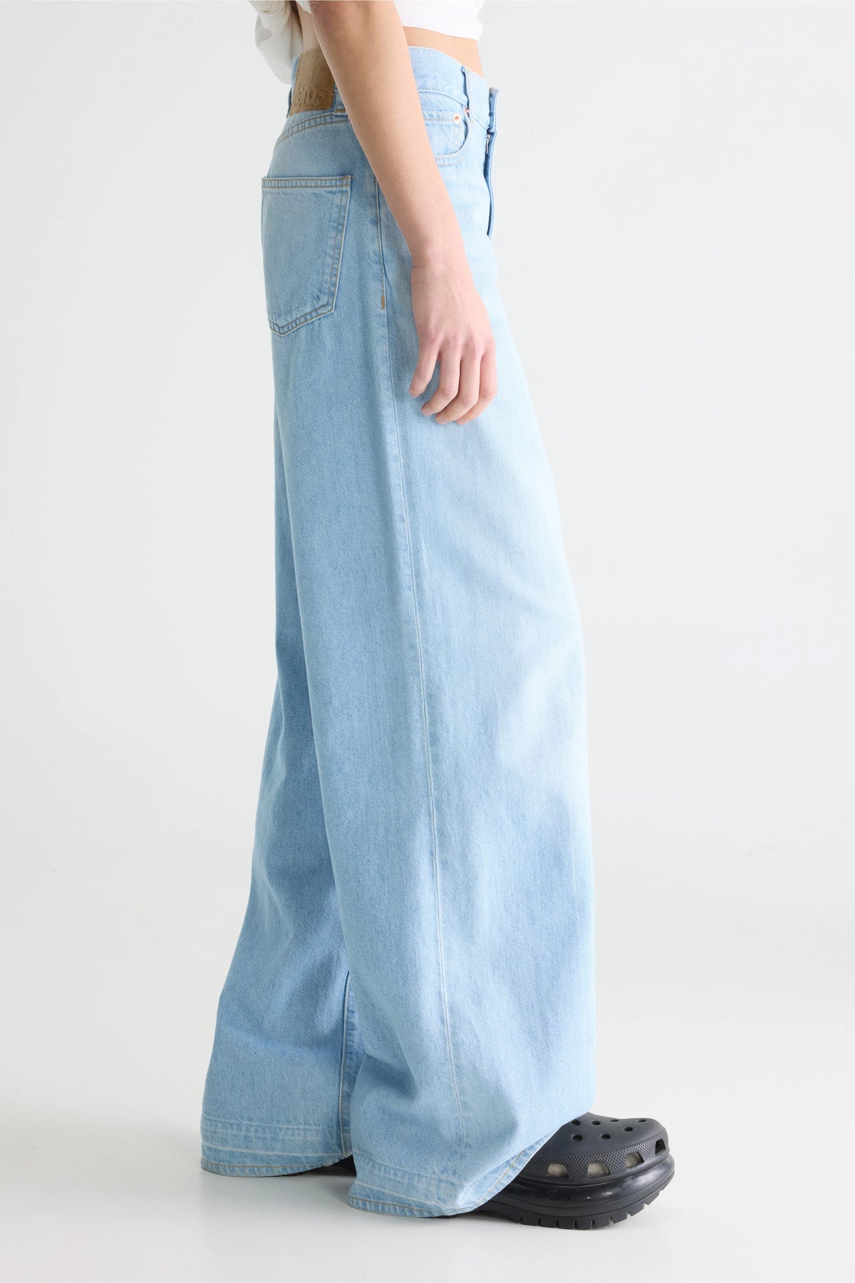 Denim N. 64 - wide jeans (252 / W / VINTAGE LT BLUE)