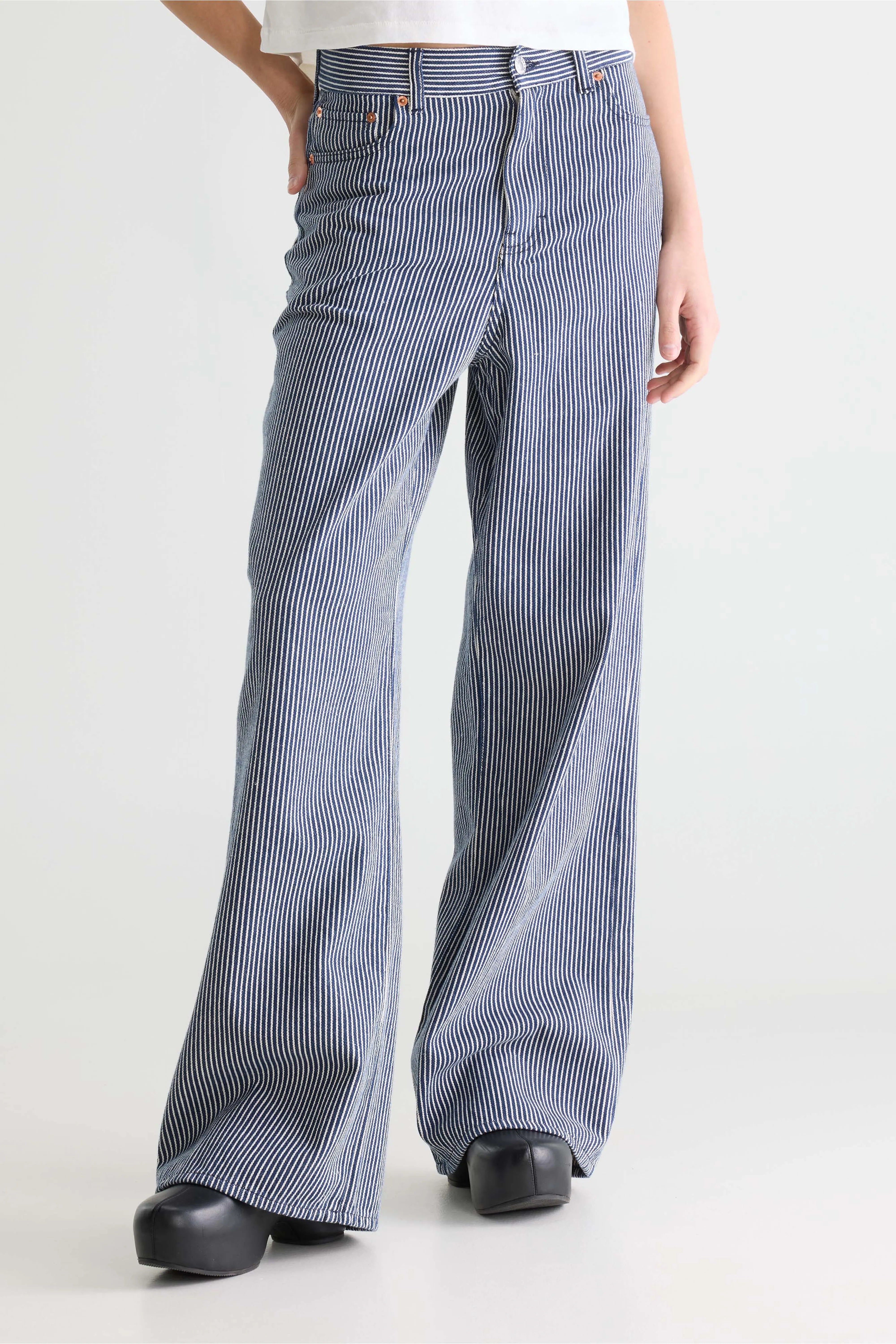 Jean large rayé - Denim N. 64 (252 / W / LT STONE WASH)