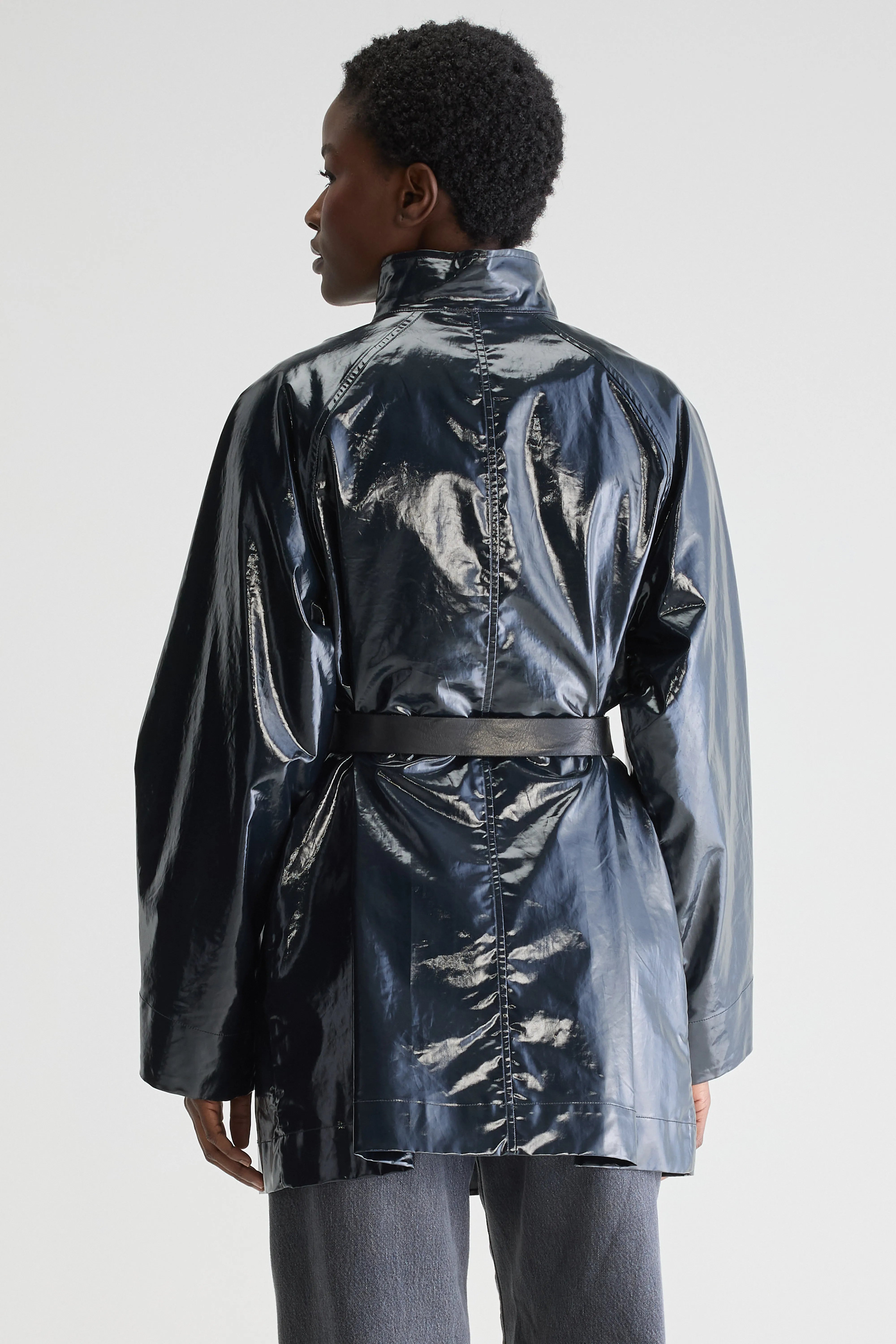 Haily Regenjas (251 / W / NAVY)