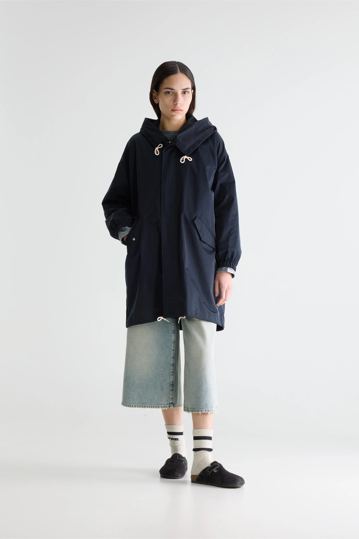 Laos dark blue hooded parka (242 / W / NAVY)