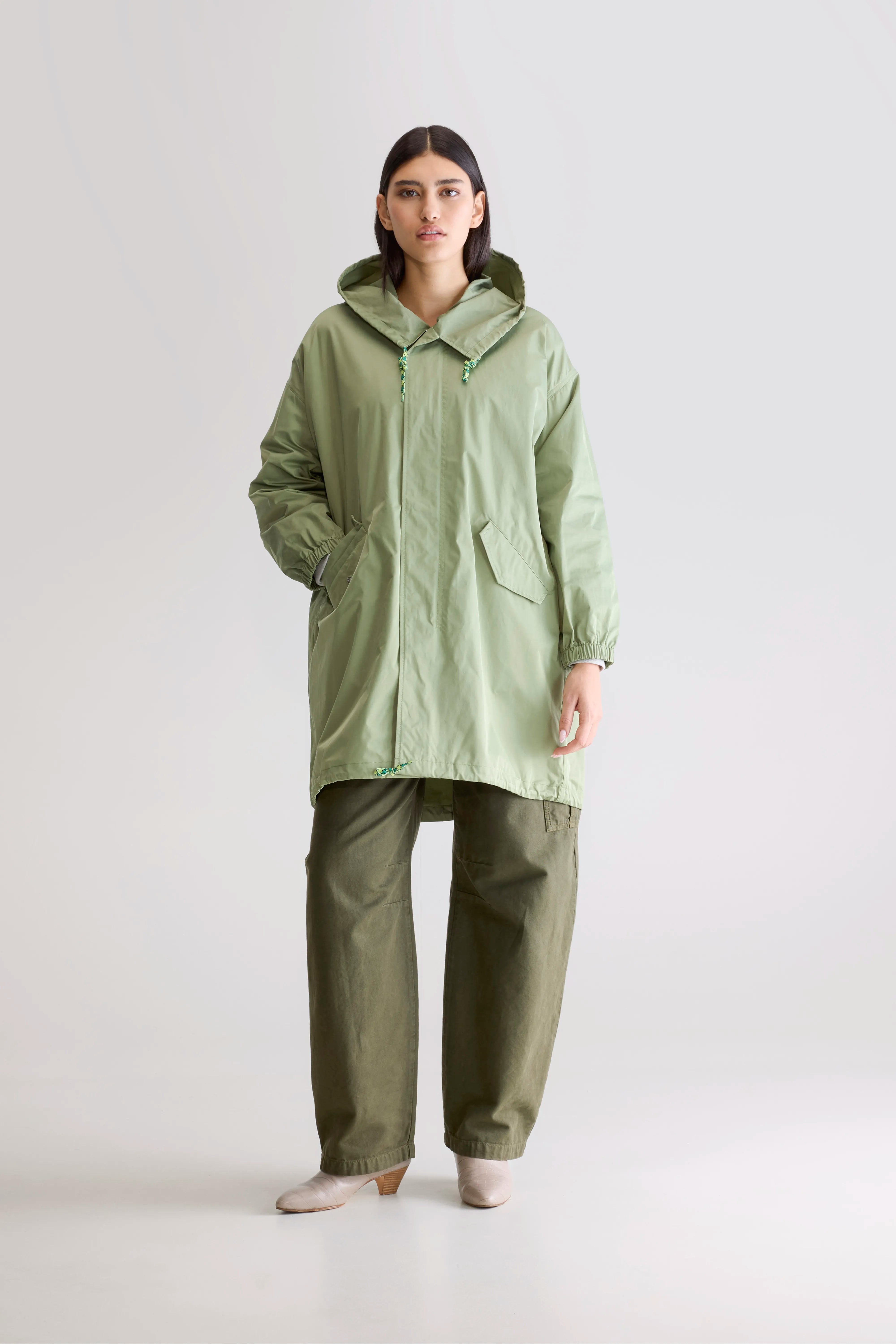 Laos parka met capuchon (242 / W / THYM)