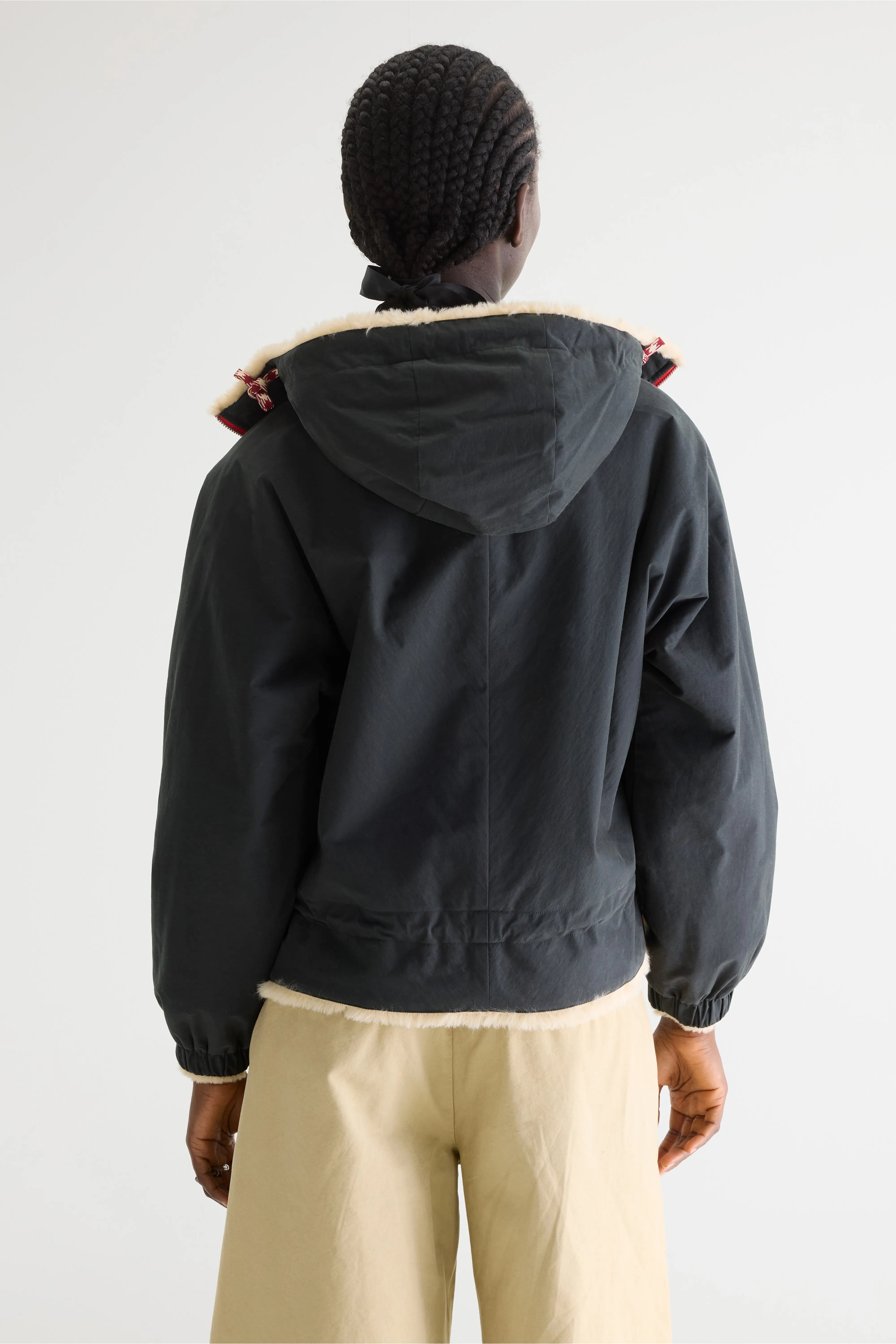 Loud hooded jacket (252 / W / PIRATE)
