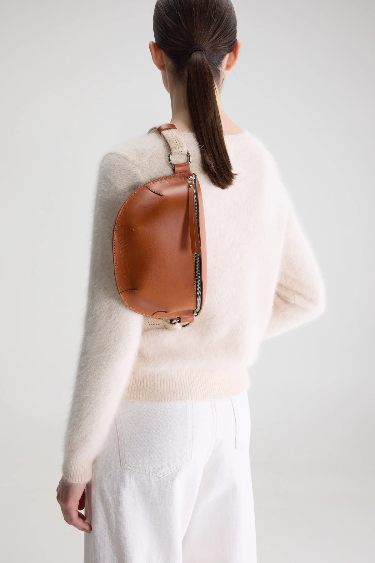 Rosie sling bag (252 / W / COGNAC)