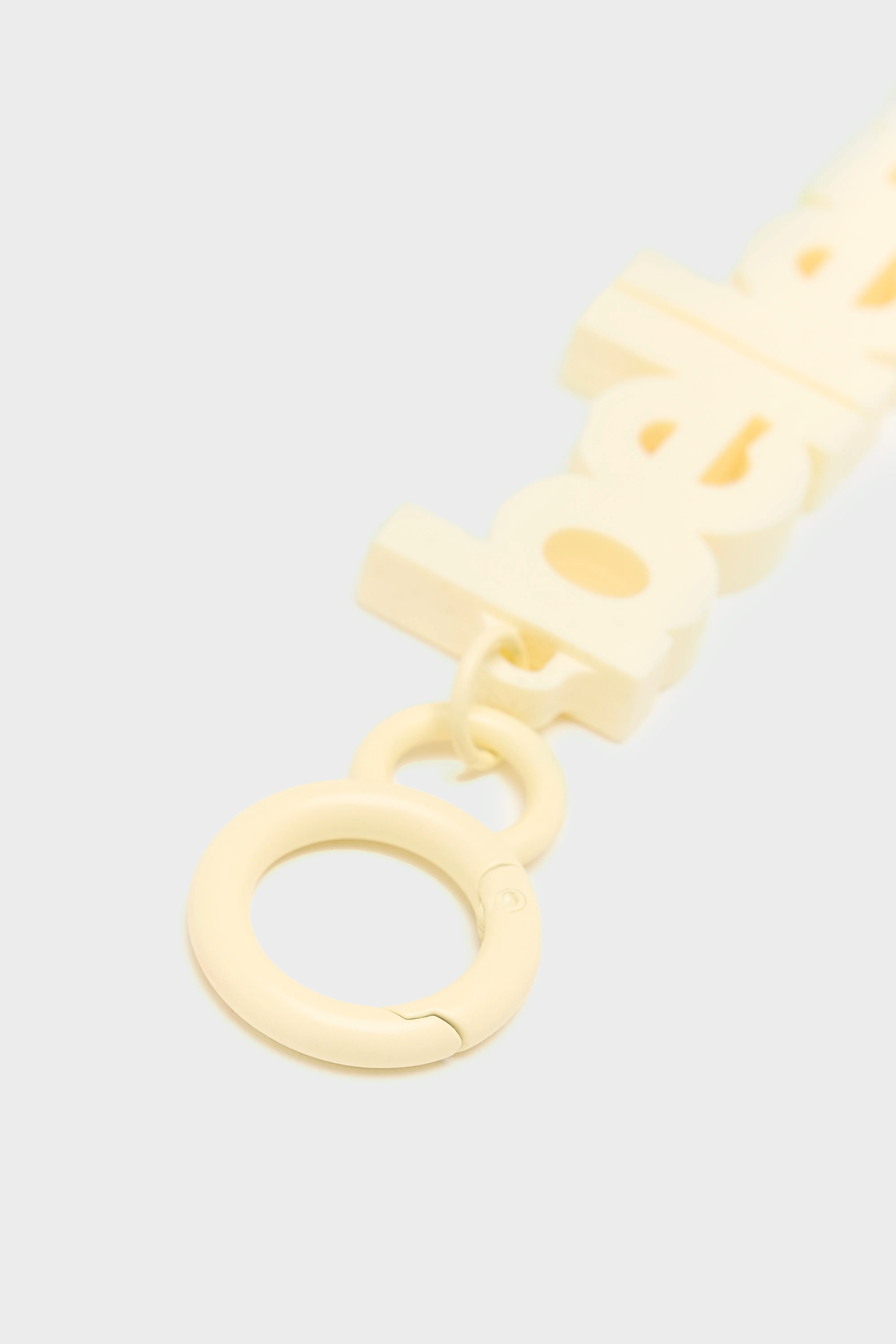 Object N.09 (251 / W / BUTTER)