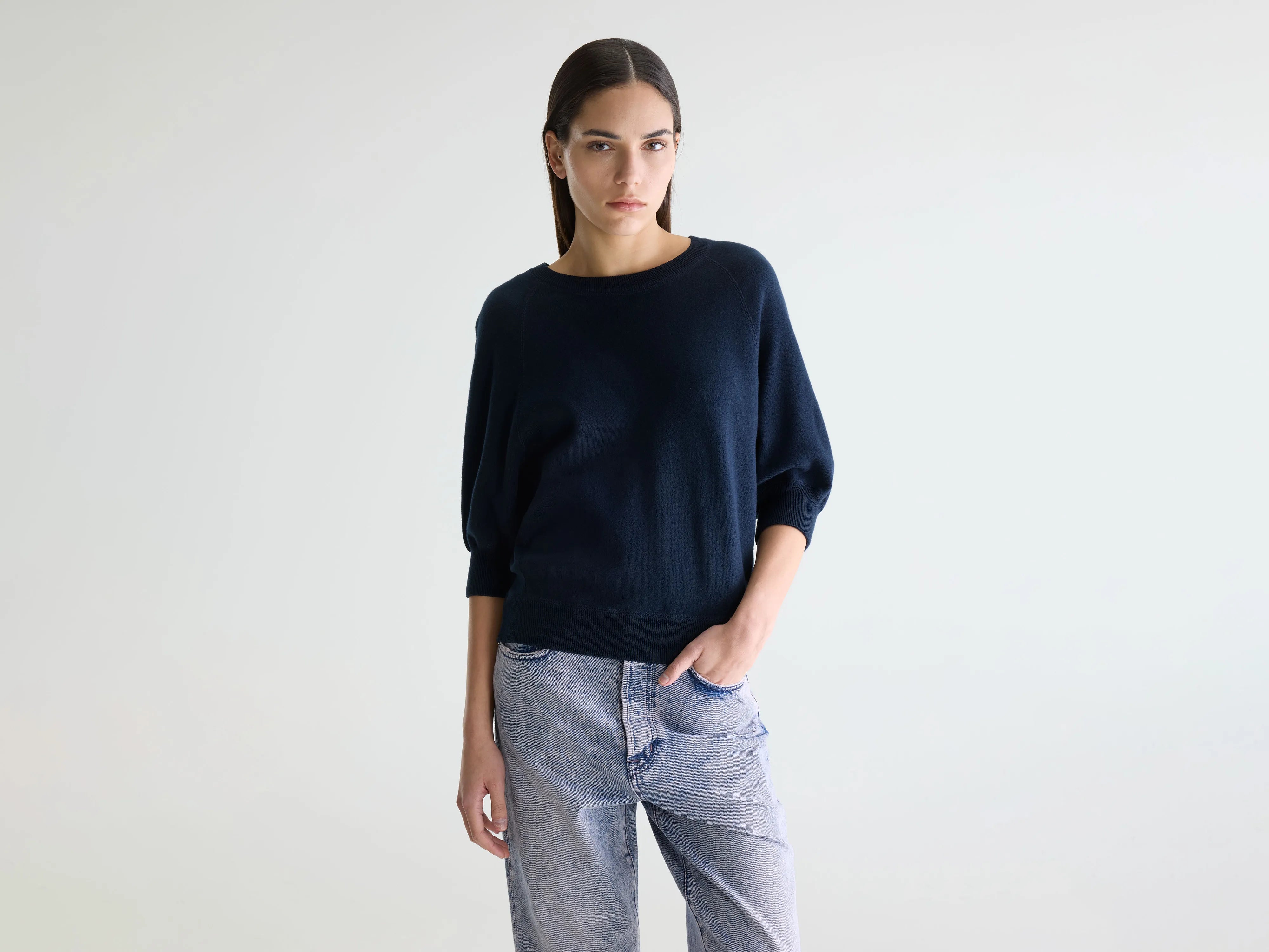 Anglet crewneck navy blue sweater (242 / W / NAVY)