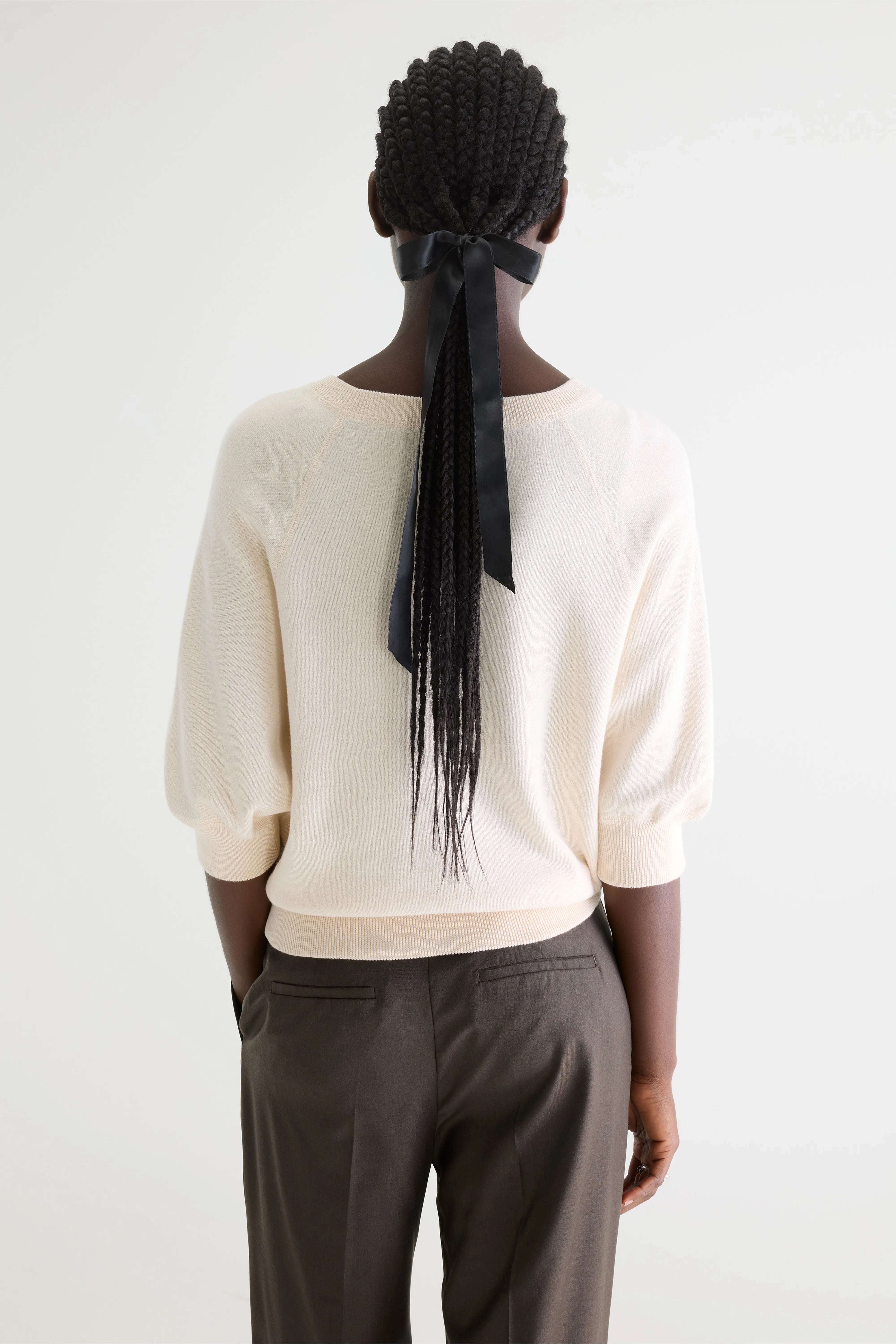 Anglet crewneck ecru sweater (242 / W / MILKY WAY)