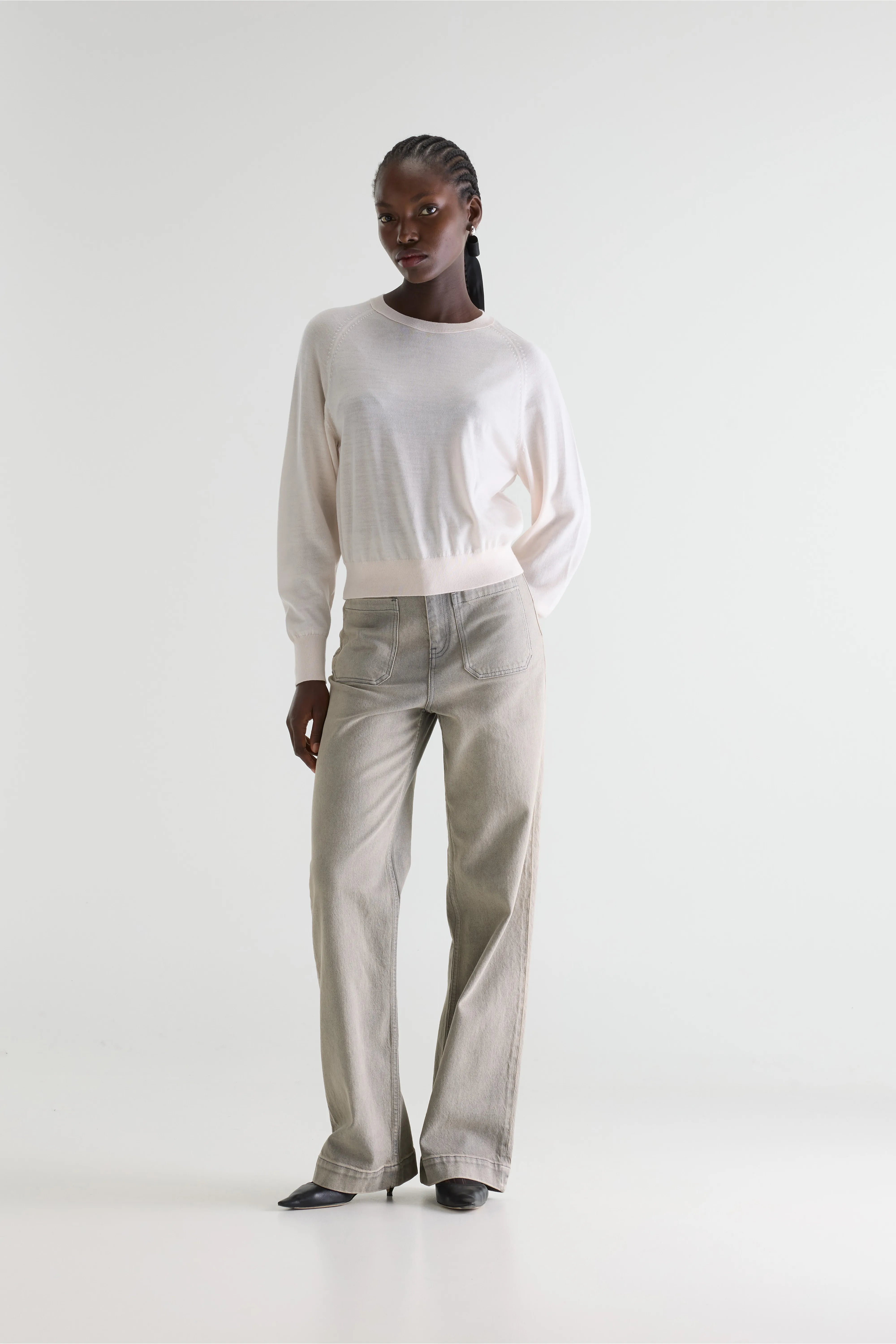 Delen Classic Crewneck Ivory White Sweater - Ivory For Women | Bellerose