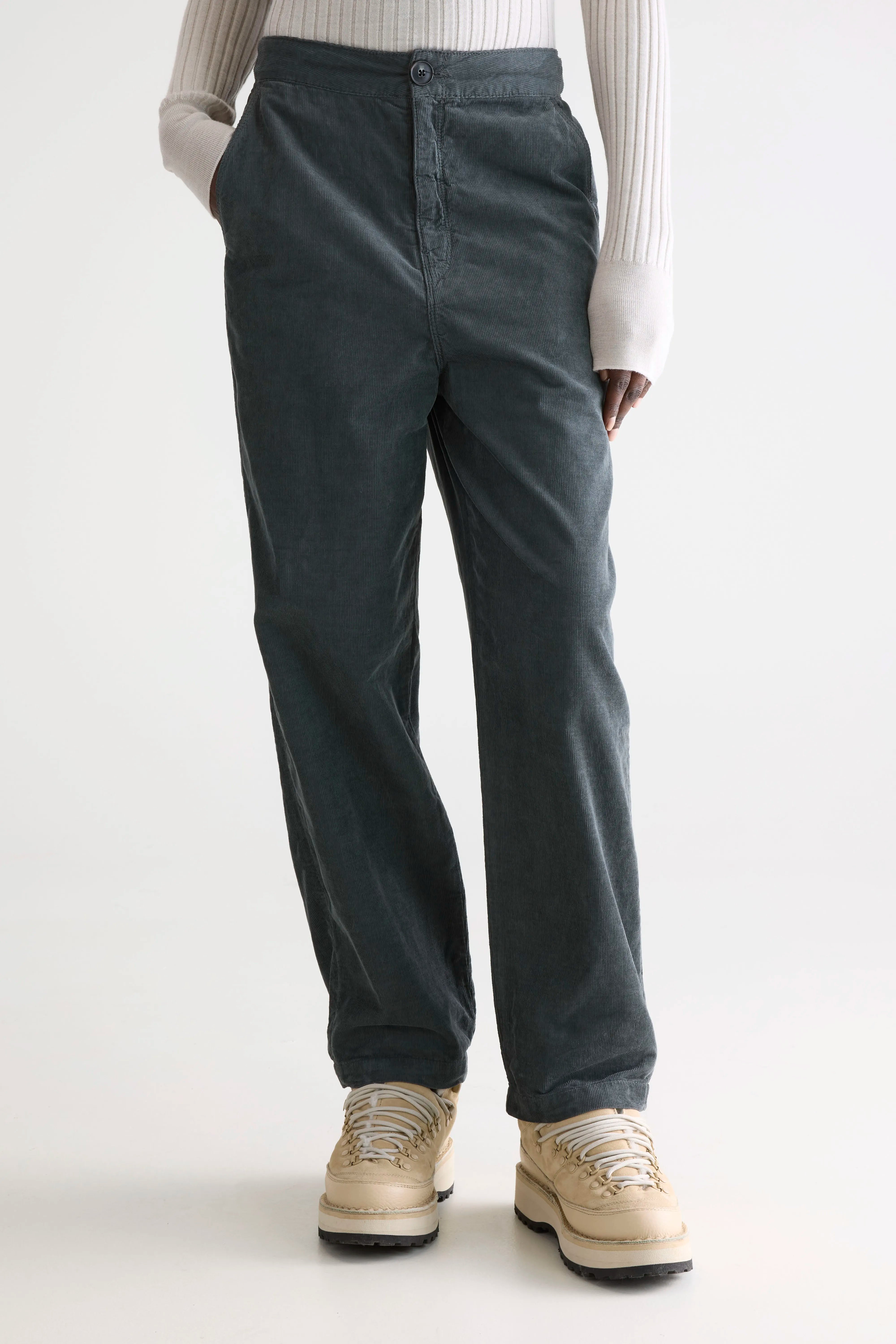 Pasop relaxed trousers (252 / W / IRON)