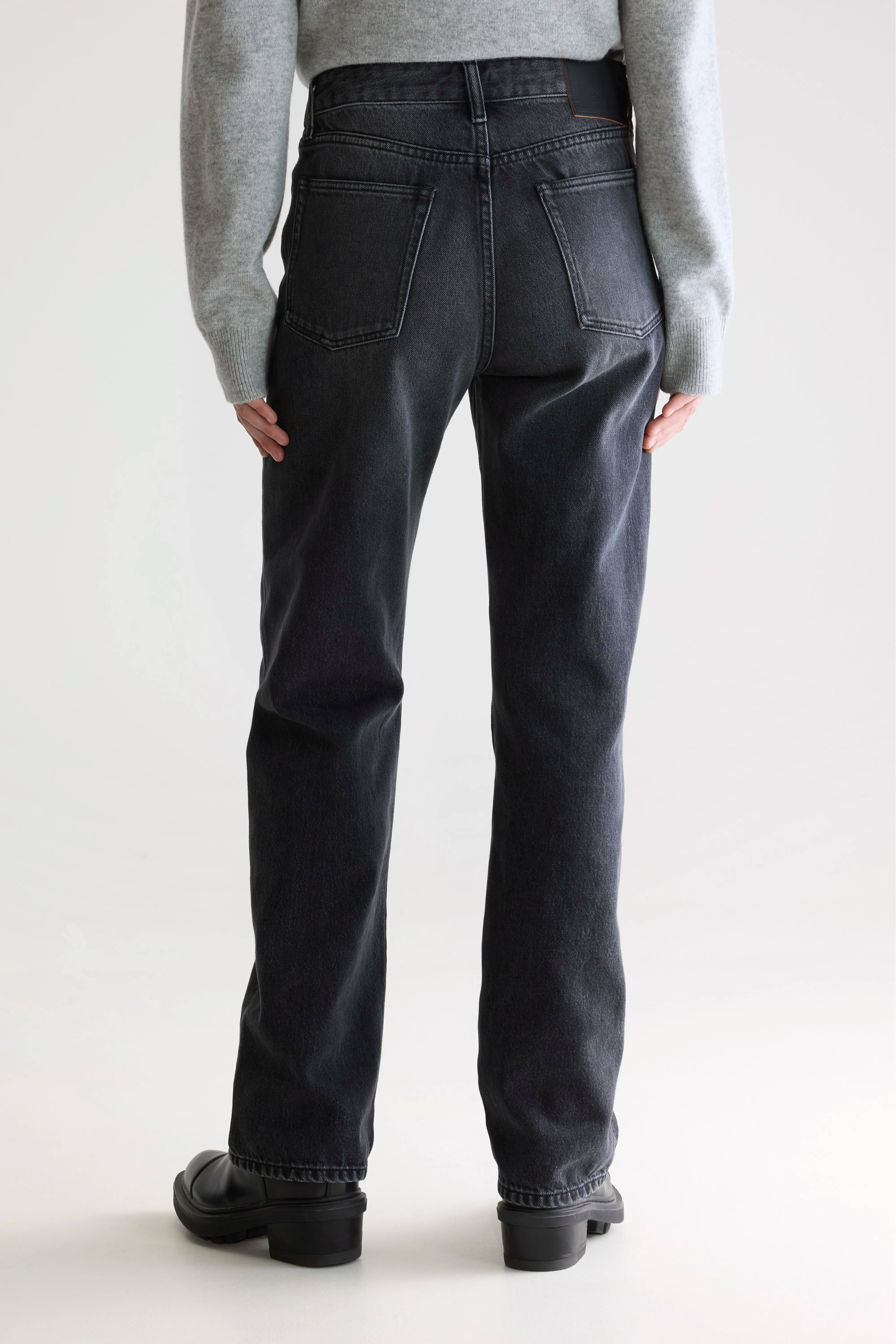 Denim N. 32 rechte jeans (252 / W / VINTAGE BLACK)