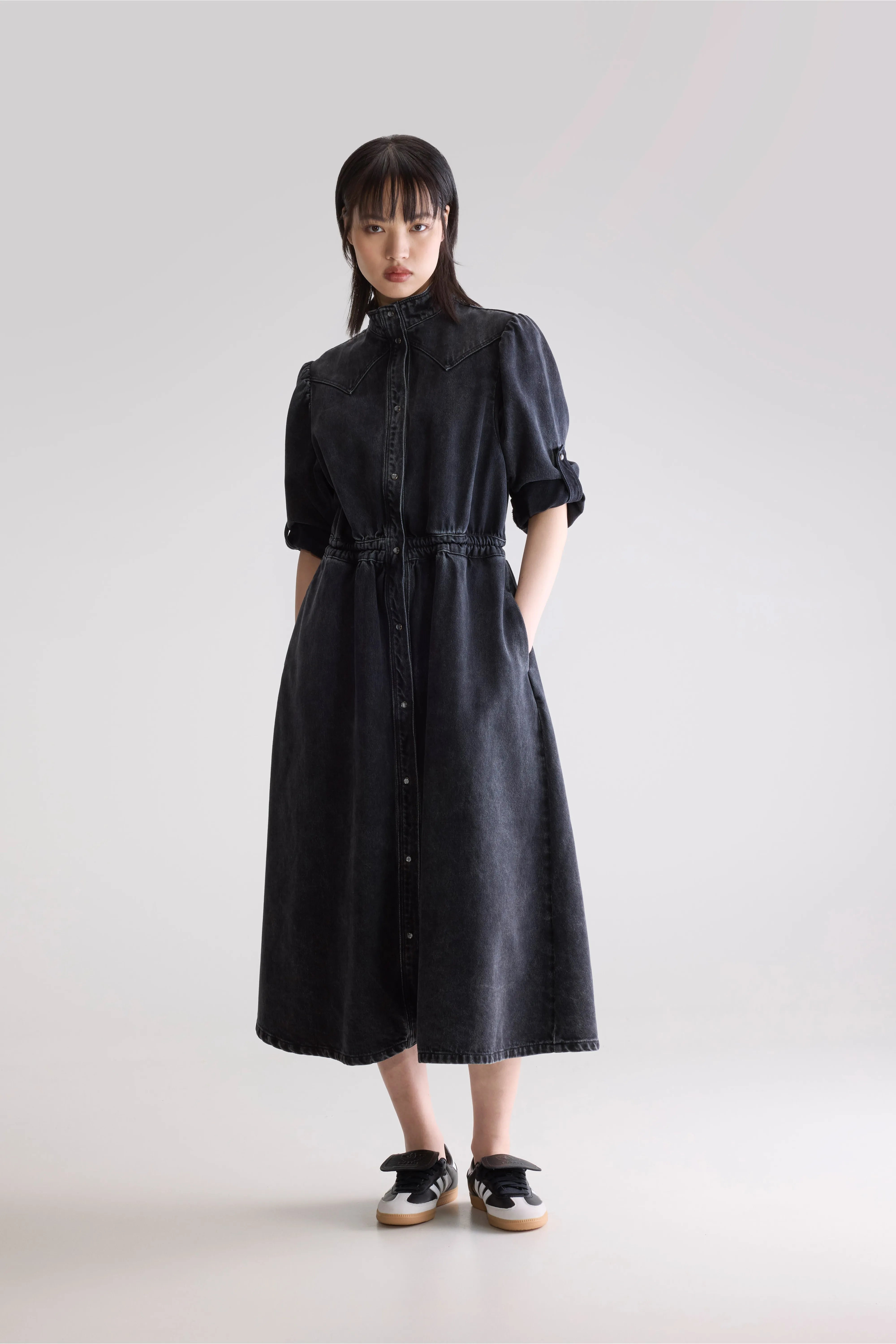 Pakita midi dress (252 / W / VINTAGE BLACK)