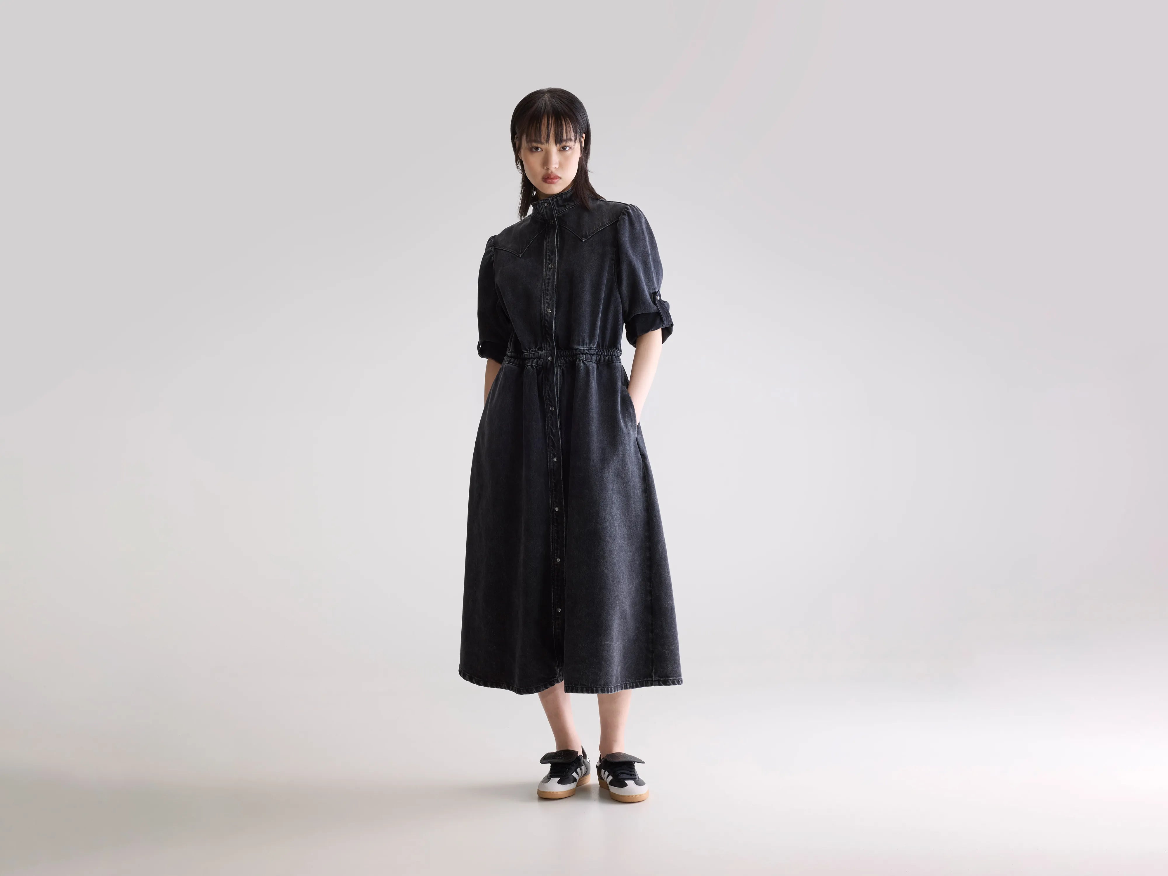 Pakita midi dress (252 / W / VINTAGE BLACK)