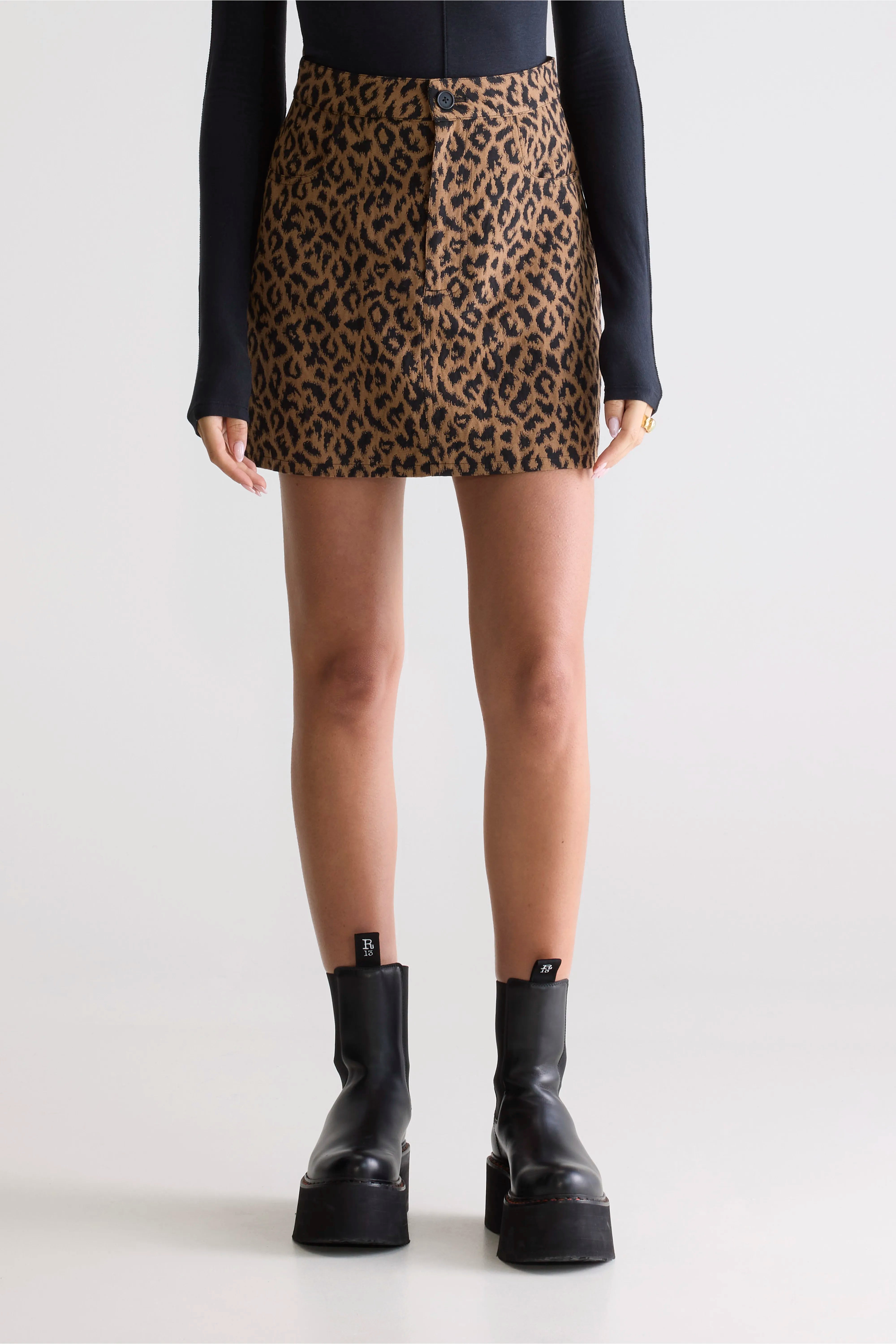 Sour mini skirt (252 / W / COMBO A)