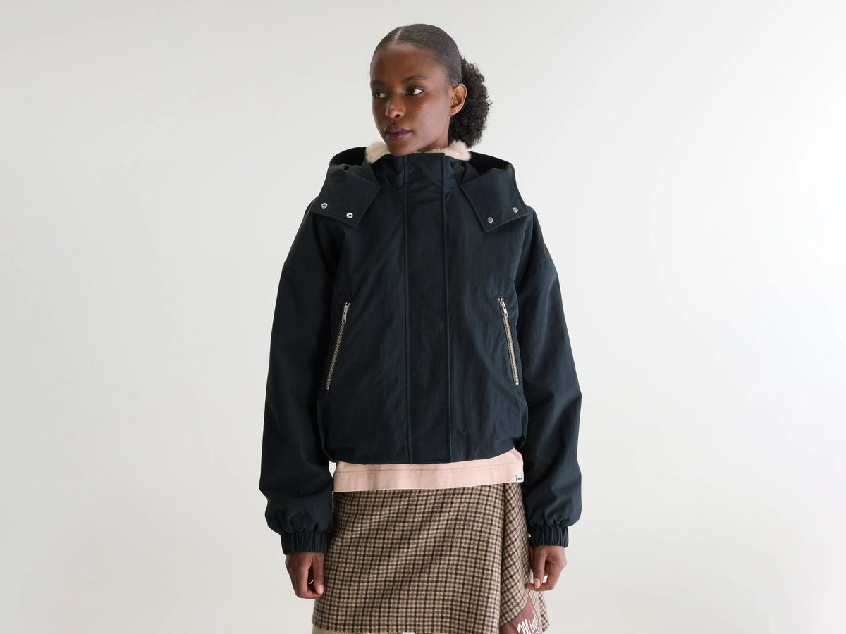 Herna cropped jacket (252 / W / BLACK BEAUTY)