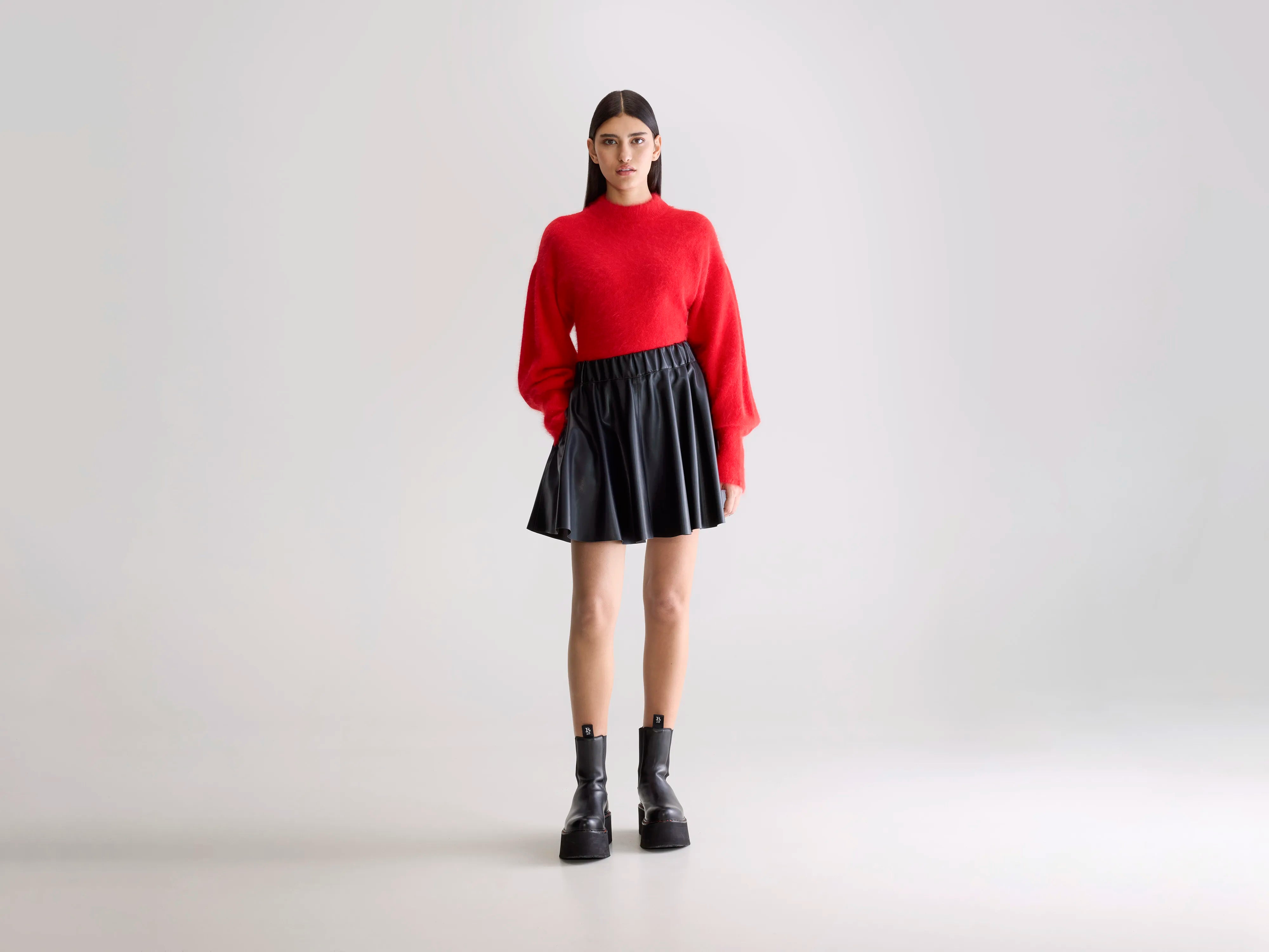 Hezza minirok in imitatieleer (252 / W / BLACK)